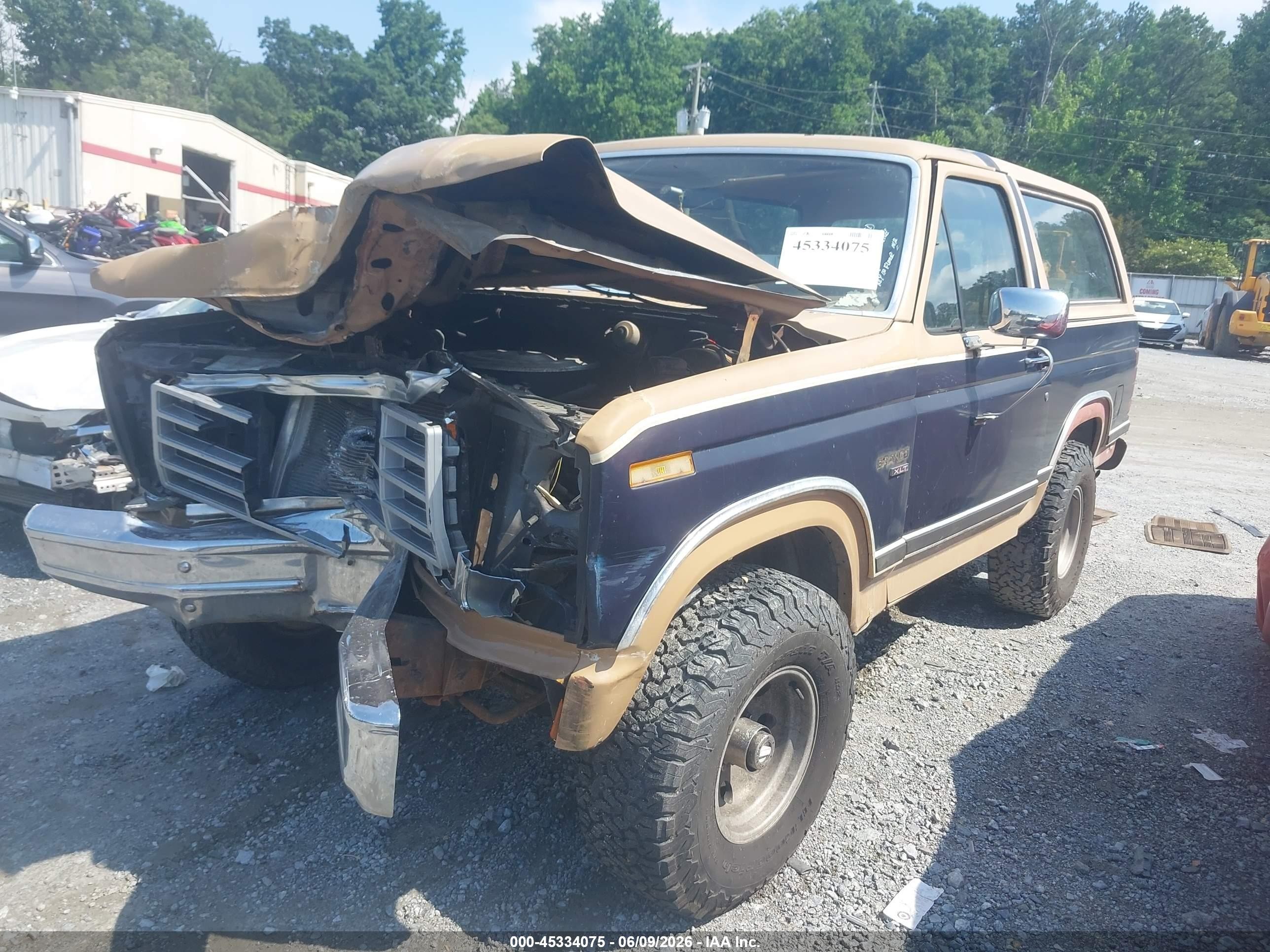 1984 Ford Bronco U100 Blue vin: 1FMEU15H9ELA82780
