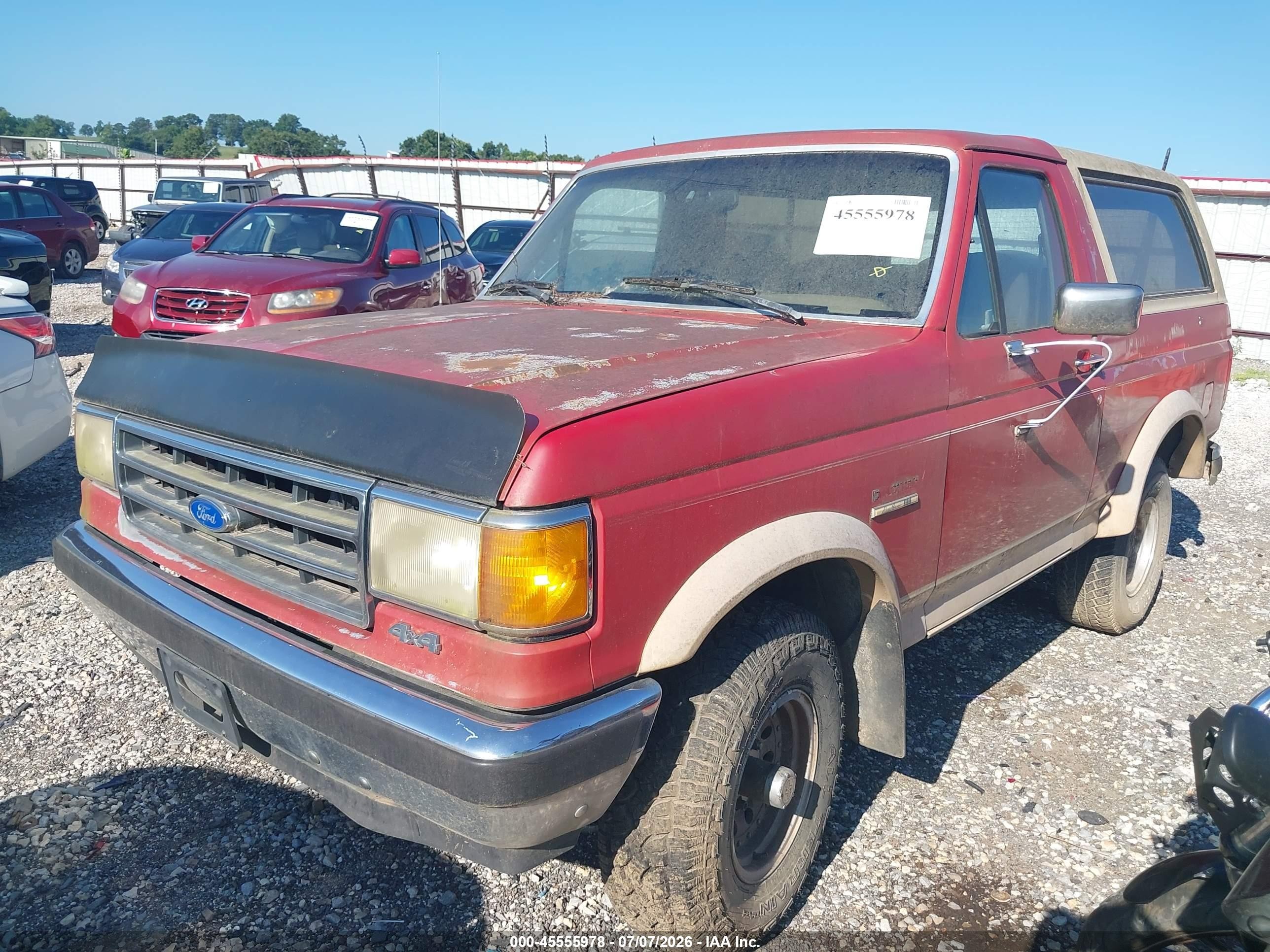 1990 Ford Bronco U100 Red vin: 1FMEU15H9LLB34504