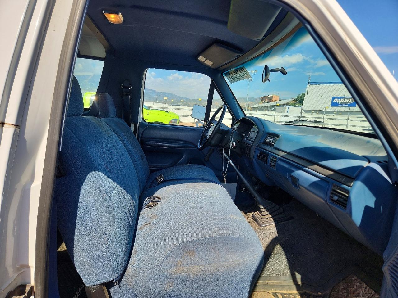 1994 Ford Bronco U100 White vin: 1FMEU15N0RLB52467