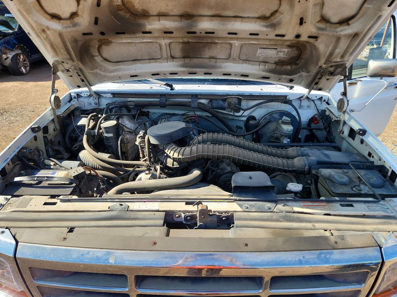 1994 Ford Bronco U100 White vin: 1FMEU15N0RLB52467
