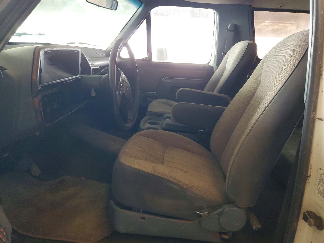 1990 Ford Bronco U100 White vin: 1FMEU15N1LLB33997