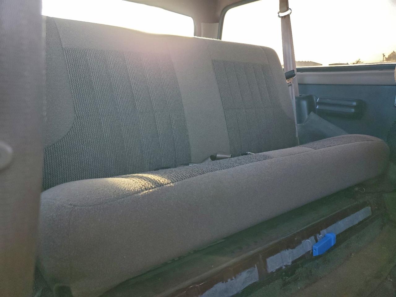 1996 Ford Bronco U100 Burgundy vin: 1FMEU15N1TLB55319