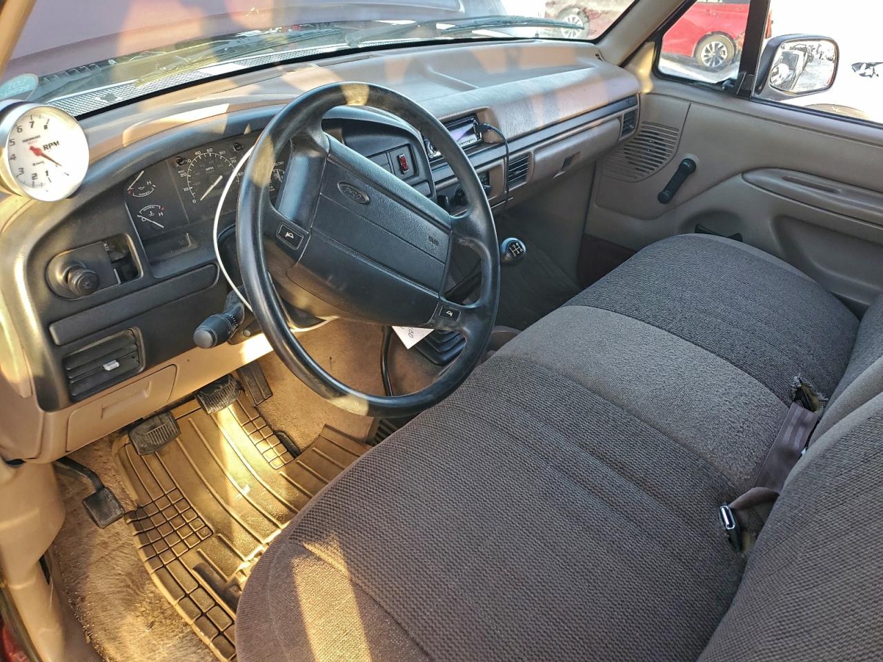 1996 Ford Bronco U100 Burgundy vin: 1FMEU15N1TLB55319