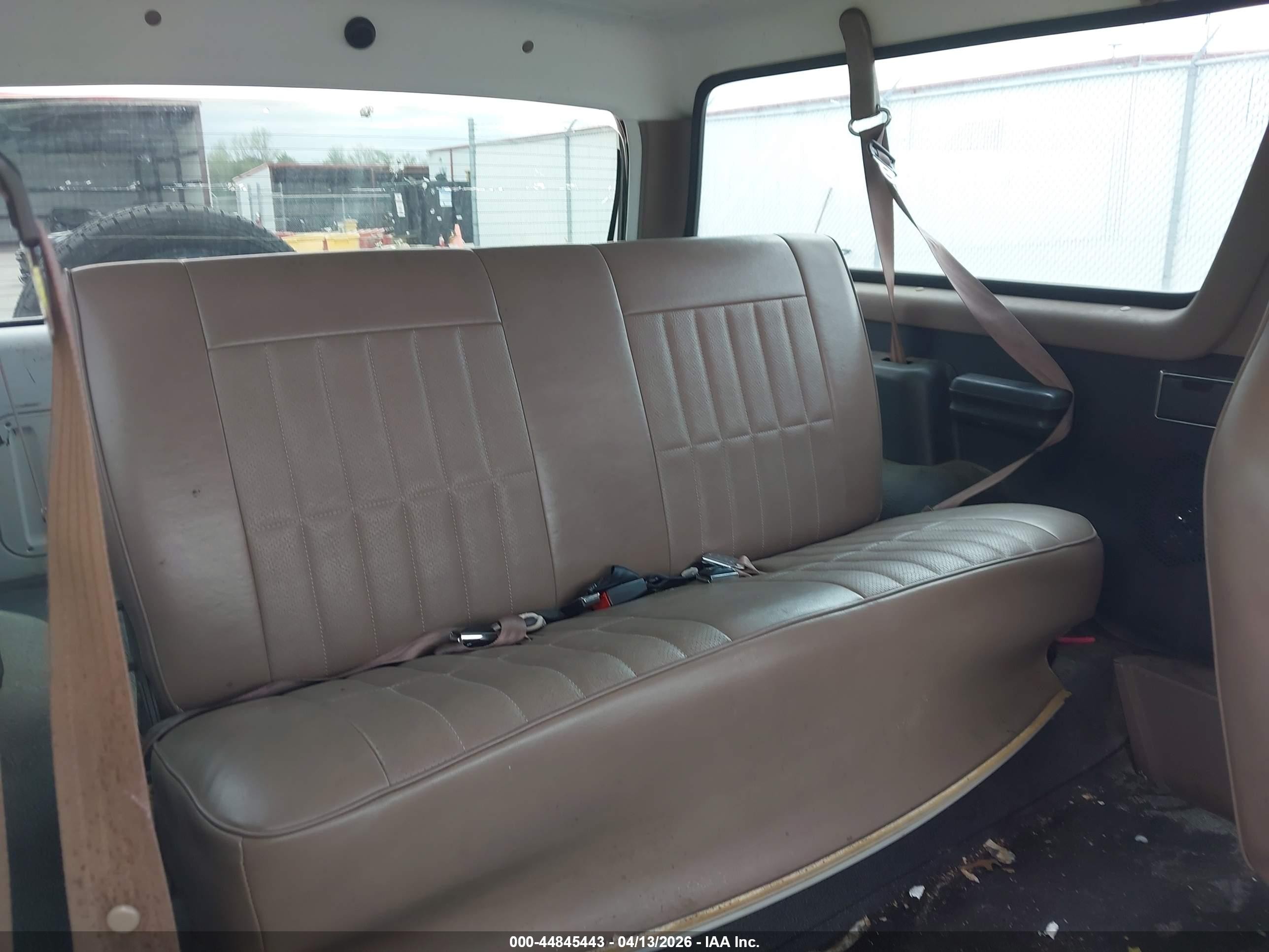 1995 Ford Bronco U100 White vin: 1FMEU15N2SLB32467