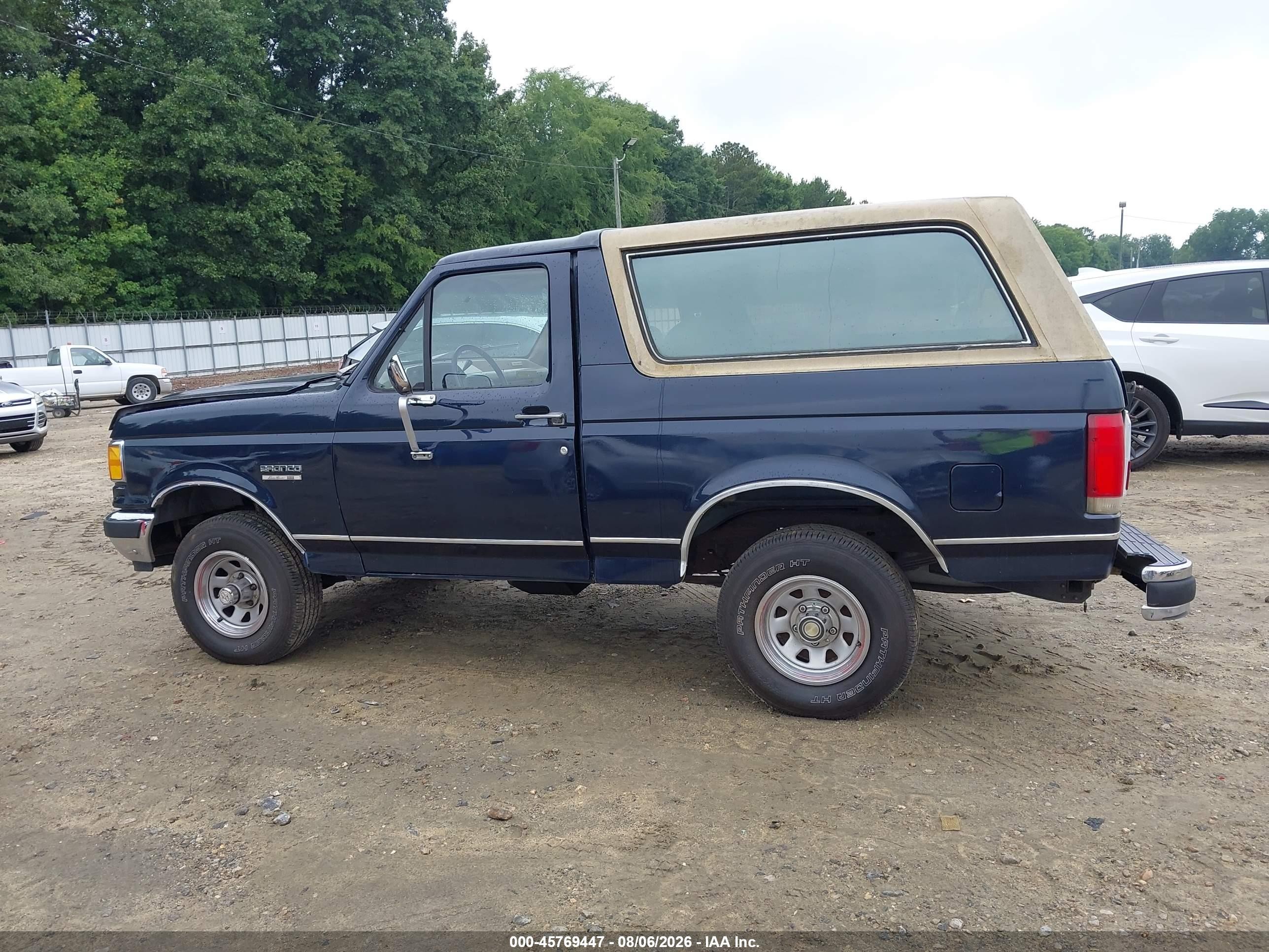 1989 Ford Bronco U100 Blue vin: 1FMEU15N8KLB48494