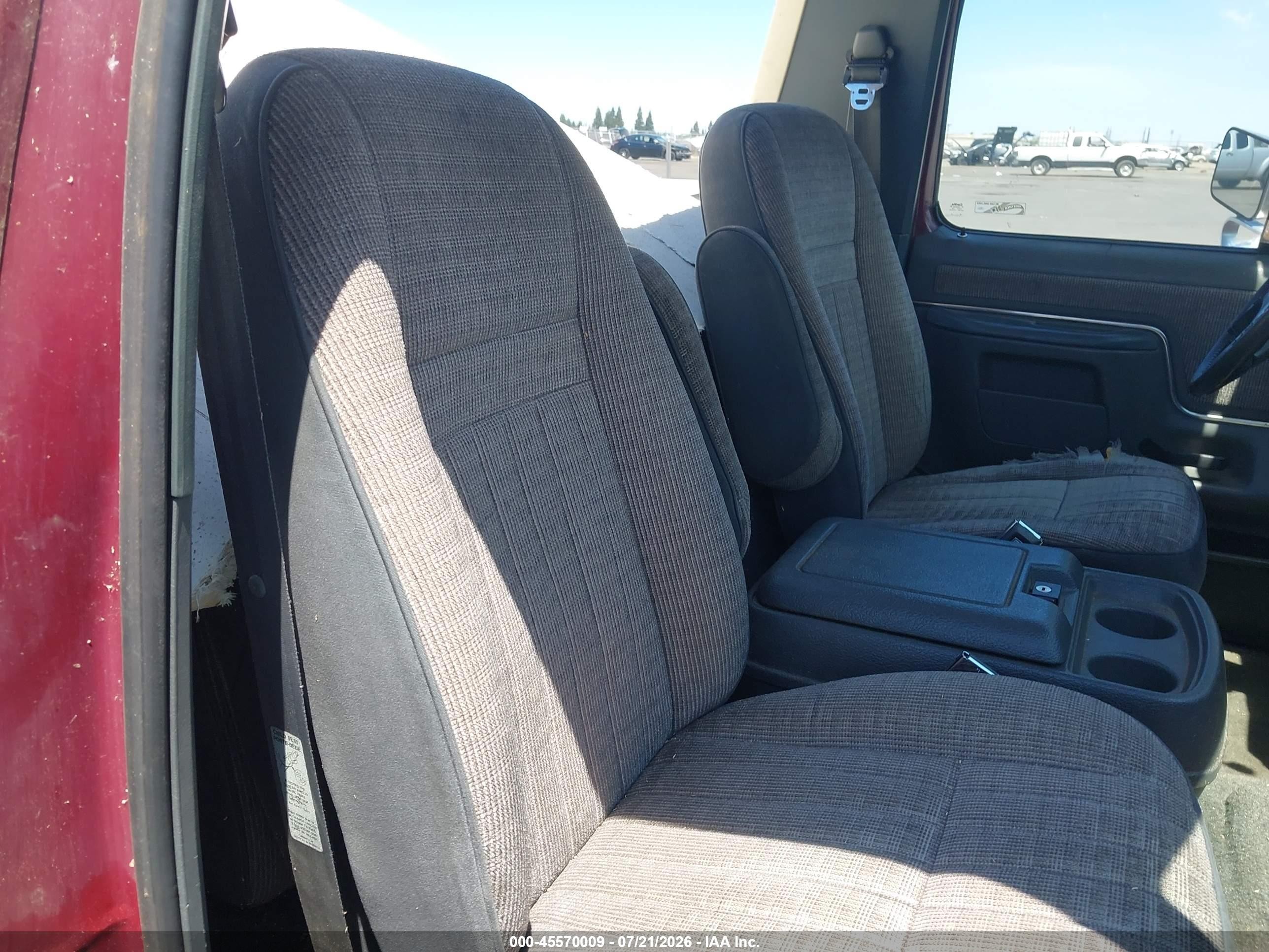1991 Ford Bronco U100 Burgundy vin: 1FMEU15N8MLA51301
