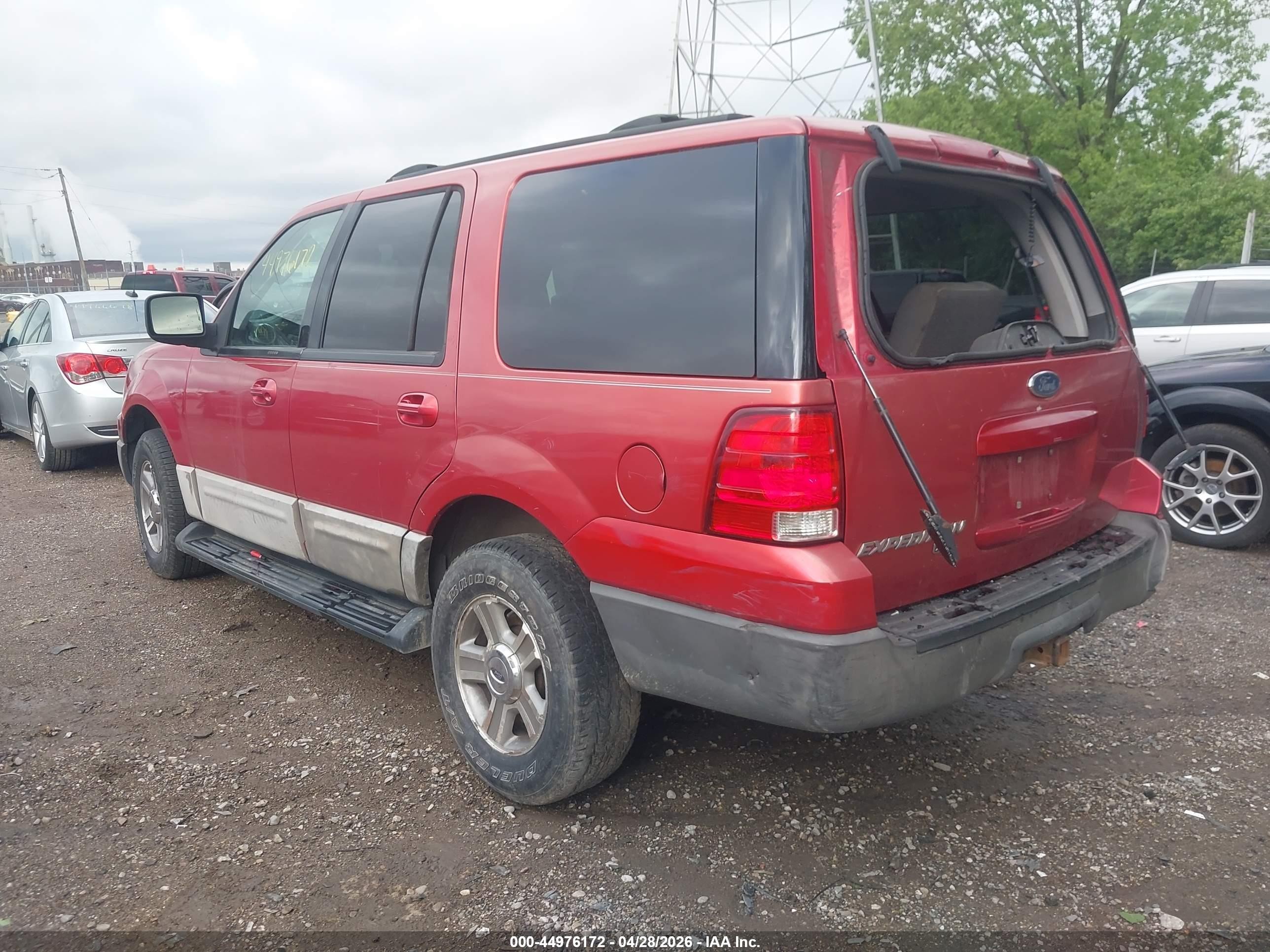 2003 Ford Expedition Xlt Red vin: 1FMEU15W23LC48990