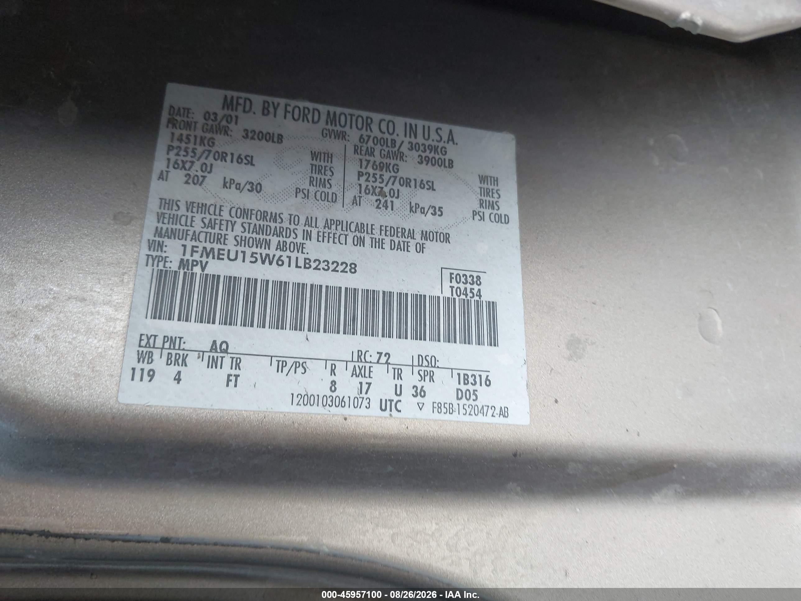 2001 Ford Expedition Xlt Silver vin: 1FMEU15W61LB23228