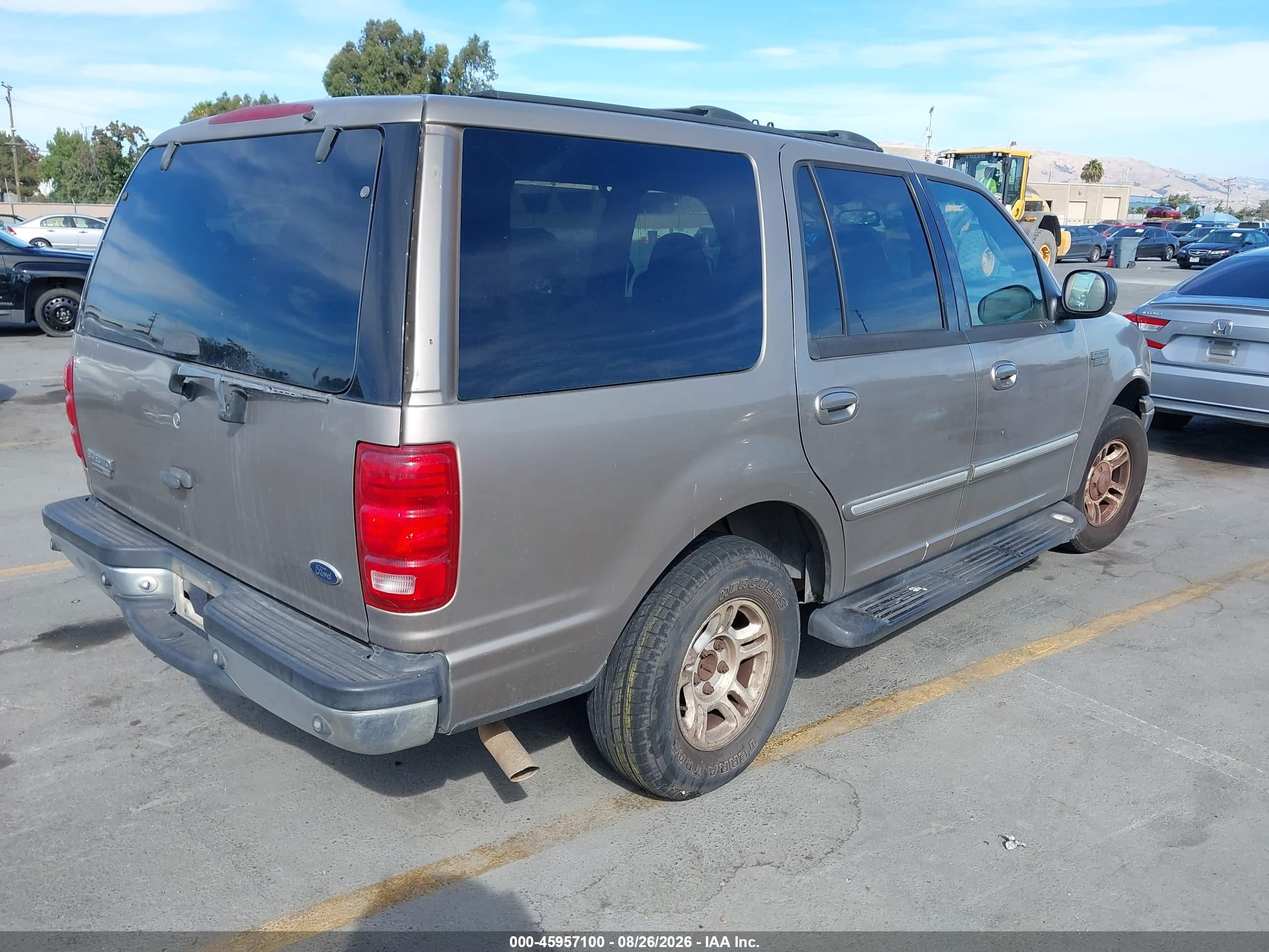 2001 Ford Expedition Xlt Silver vin: 1FMEU15W61LB23228