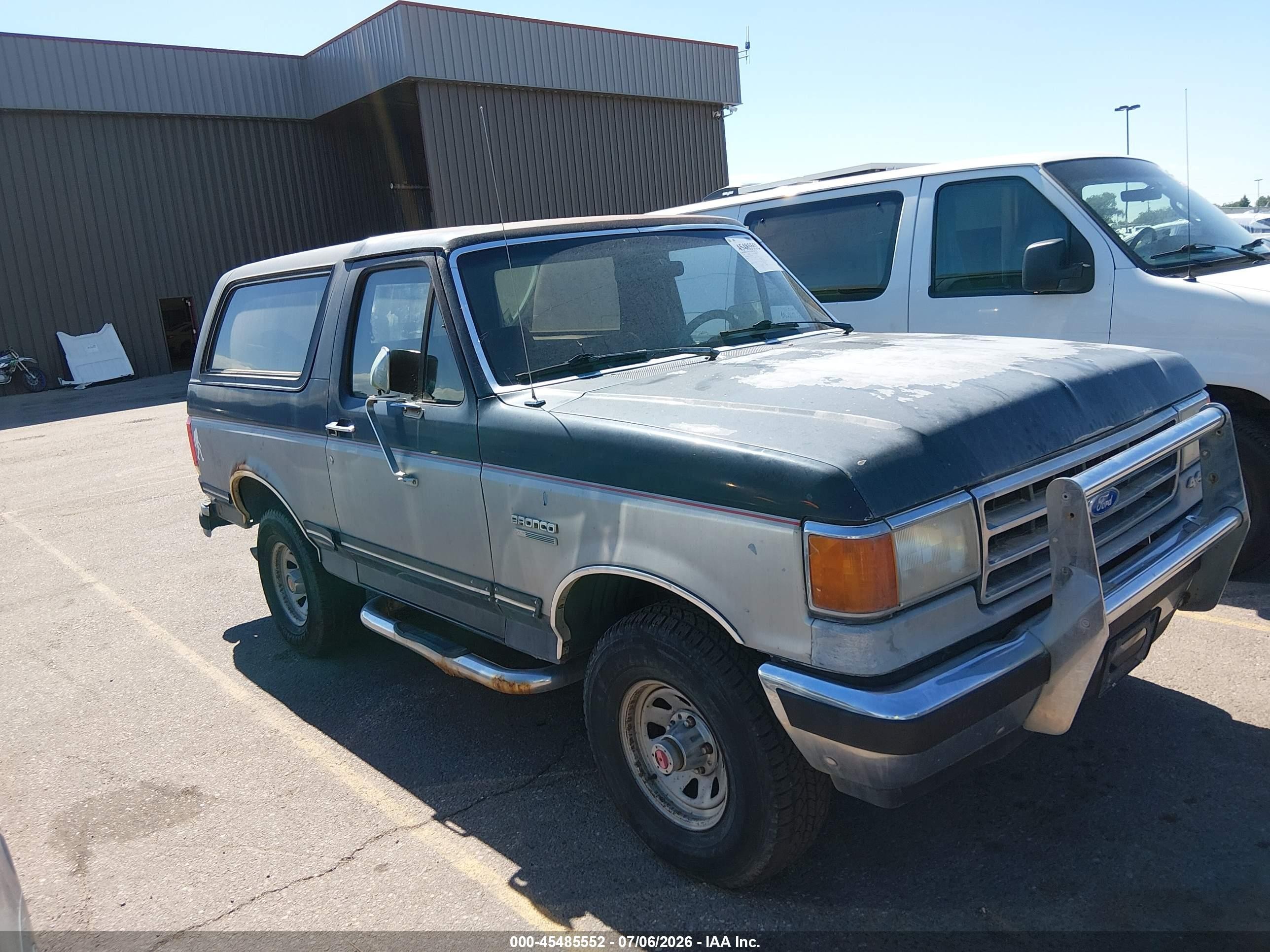 1991 Ford Bronco U100 Gray vin: 1FMEU15Y6MLA21045