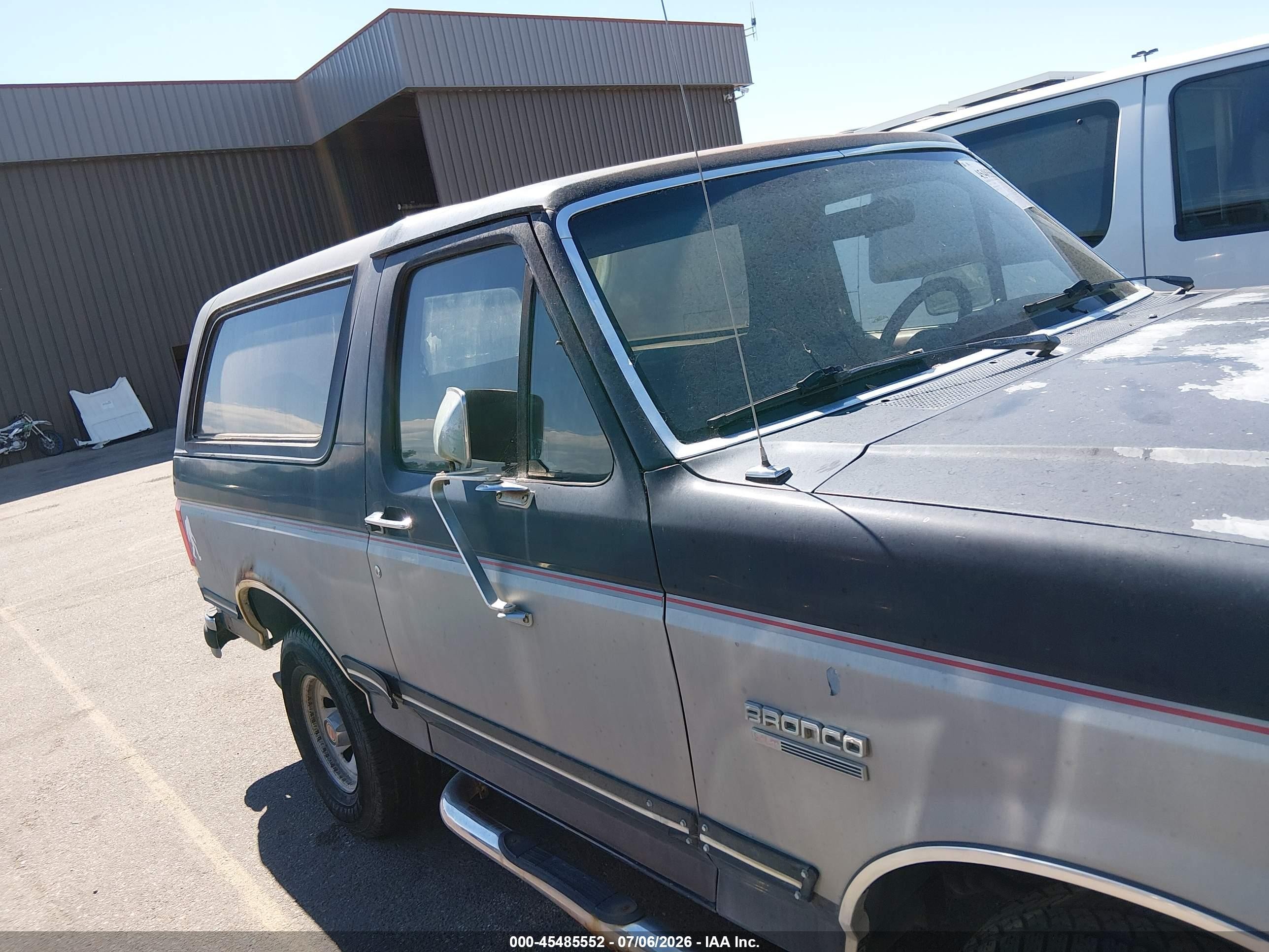 1991 Ford Bronco U100 Gray vin: 1FMEU15Y6MLA21045