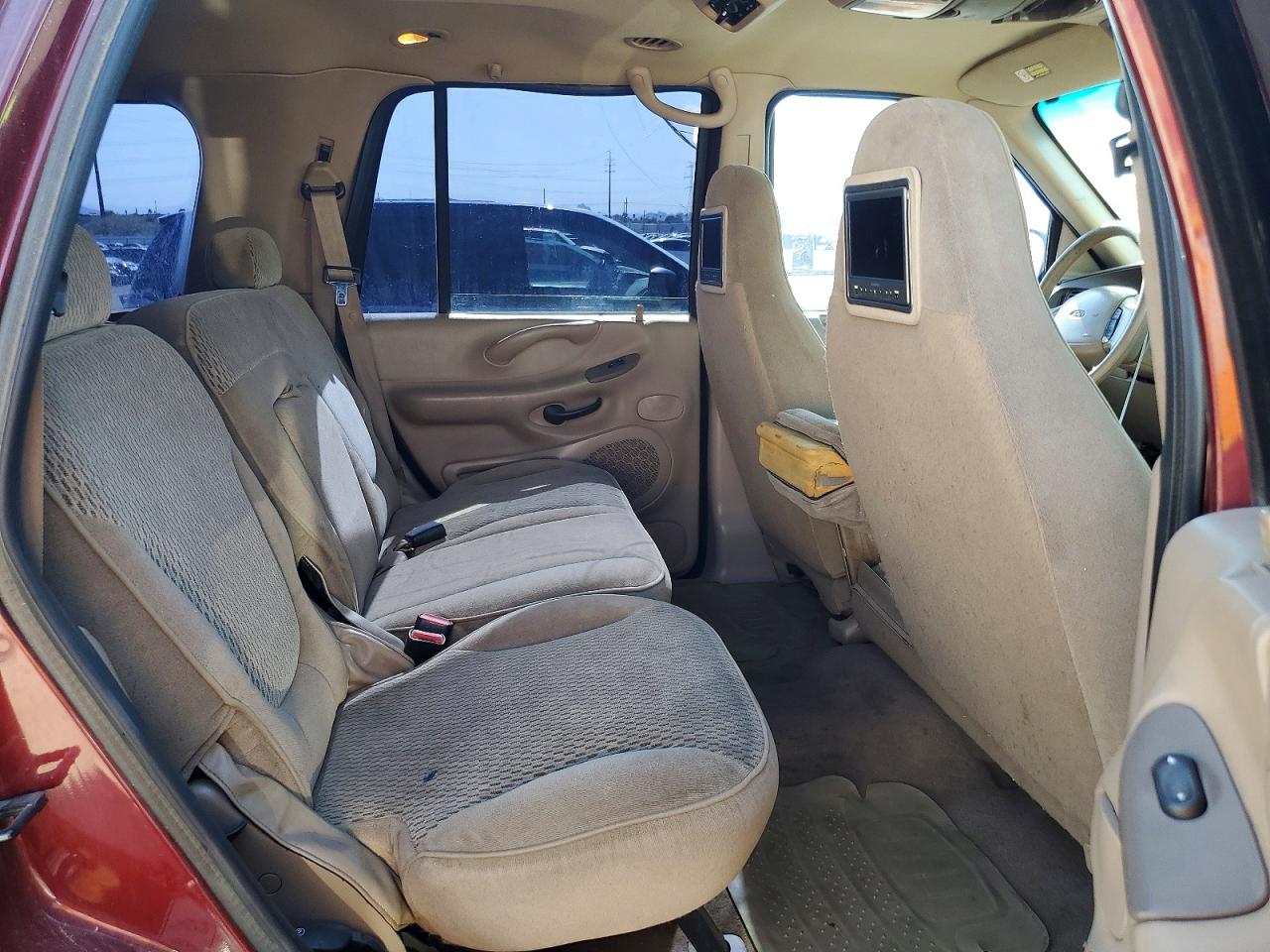 1997 Ford Expedition Burgundy vin: 1FMEU1760VLB69625