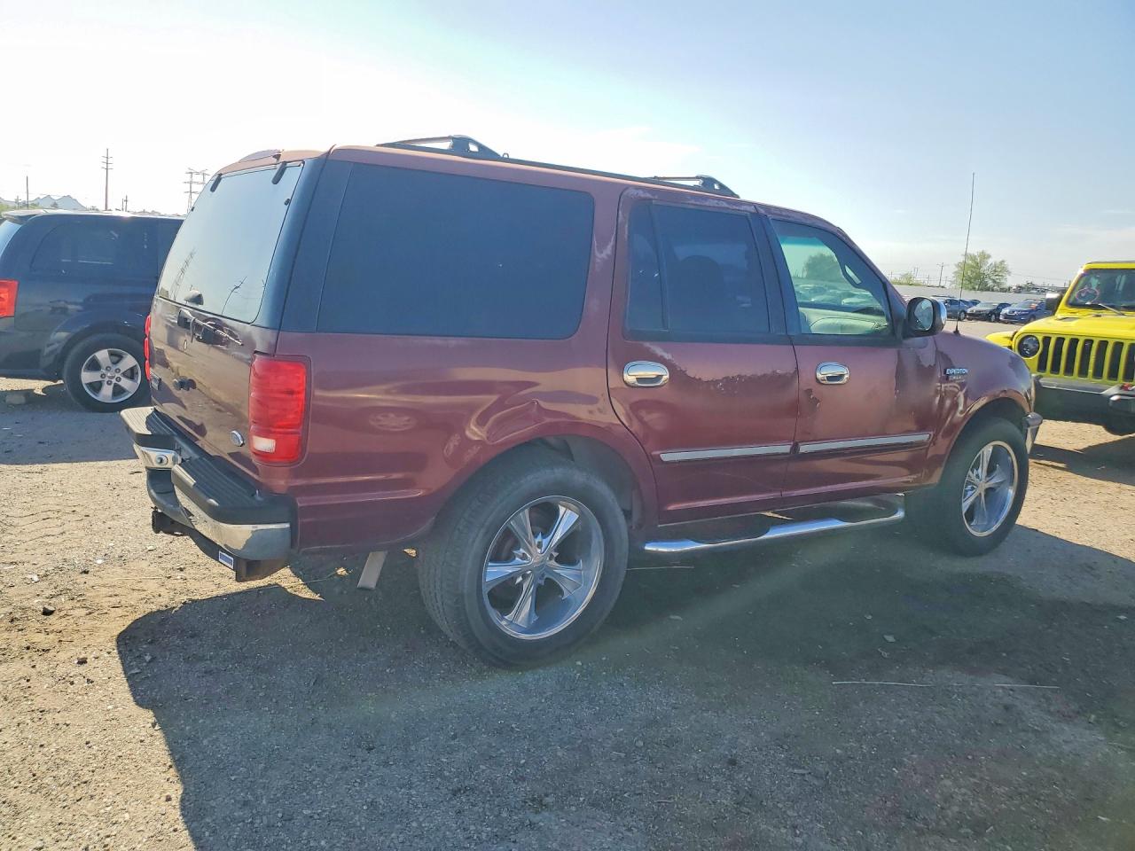 1997 Ford Expedition Burgundy vin: 1FMEU1760VLB69625