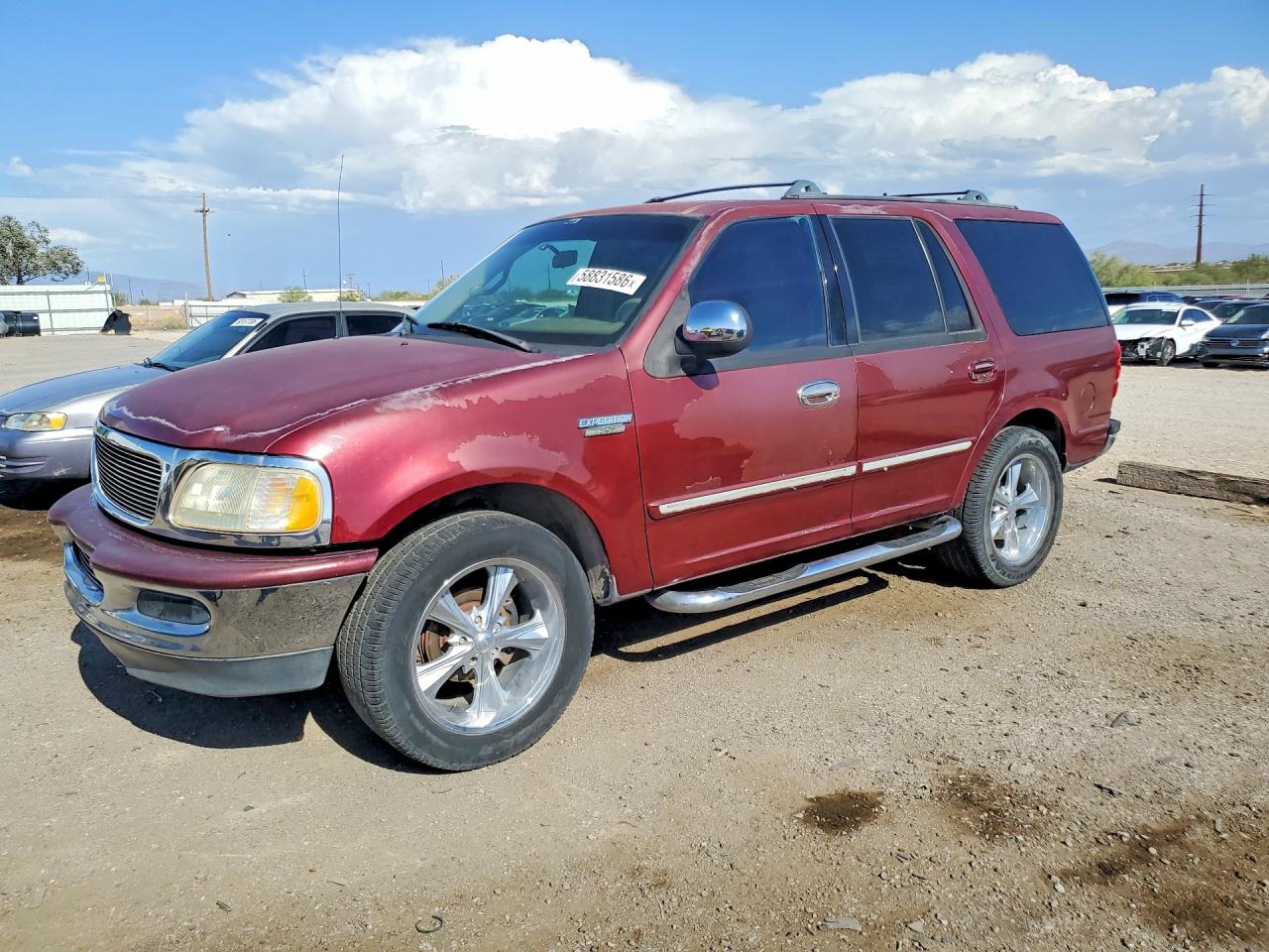 1997 Ford Expedition Burgundy vin: 1FMEU1760VLB69625