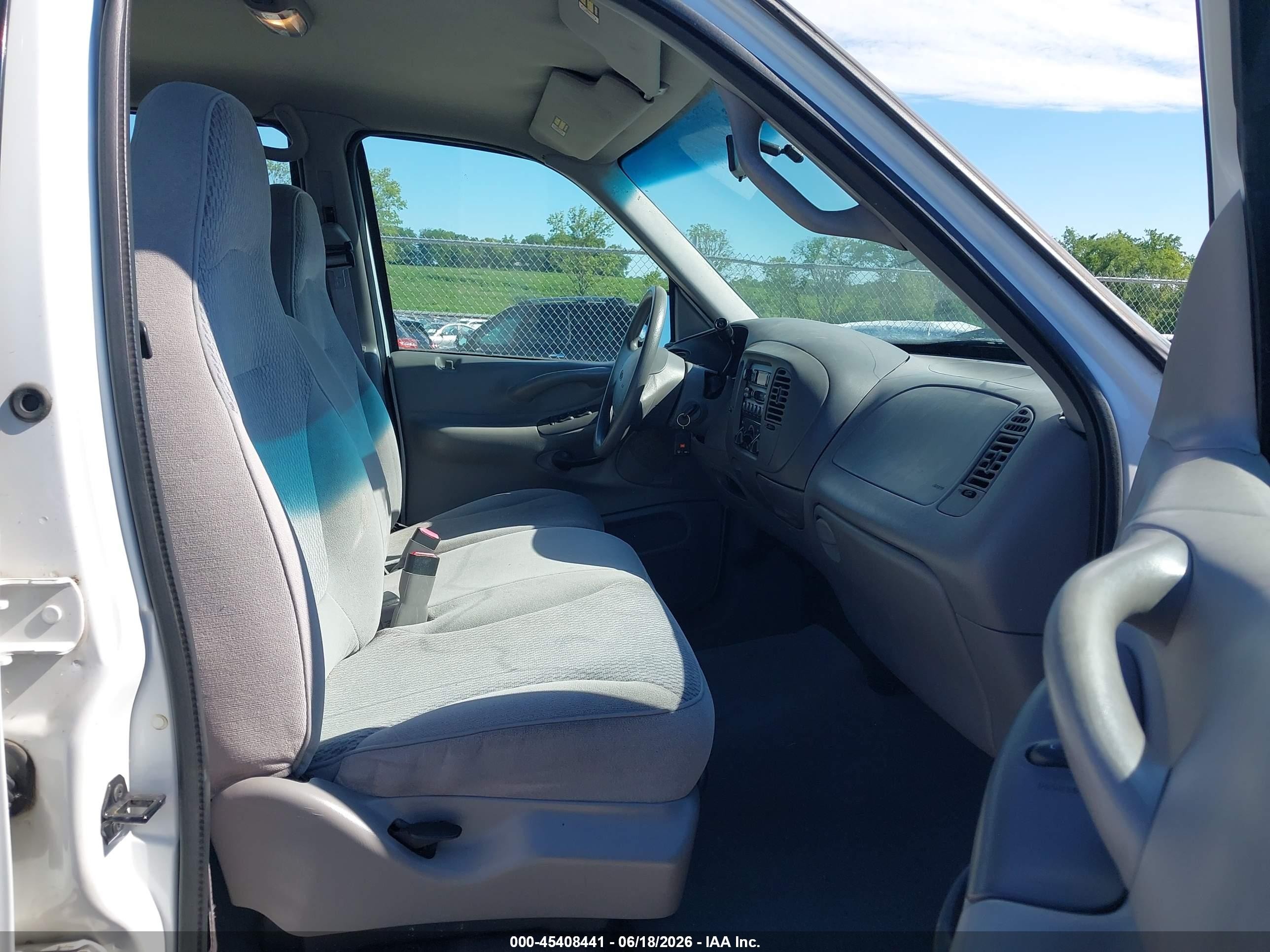 1997 Ford Expedition Eddie Bauer/xlt White vin: 1FMEU1765VLC28944