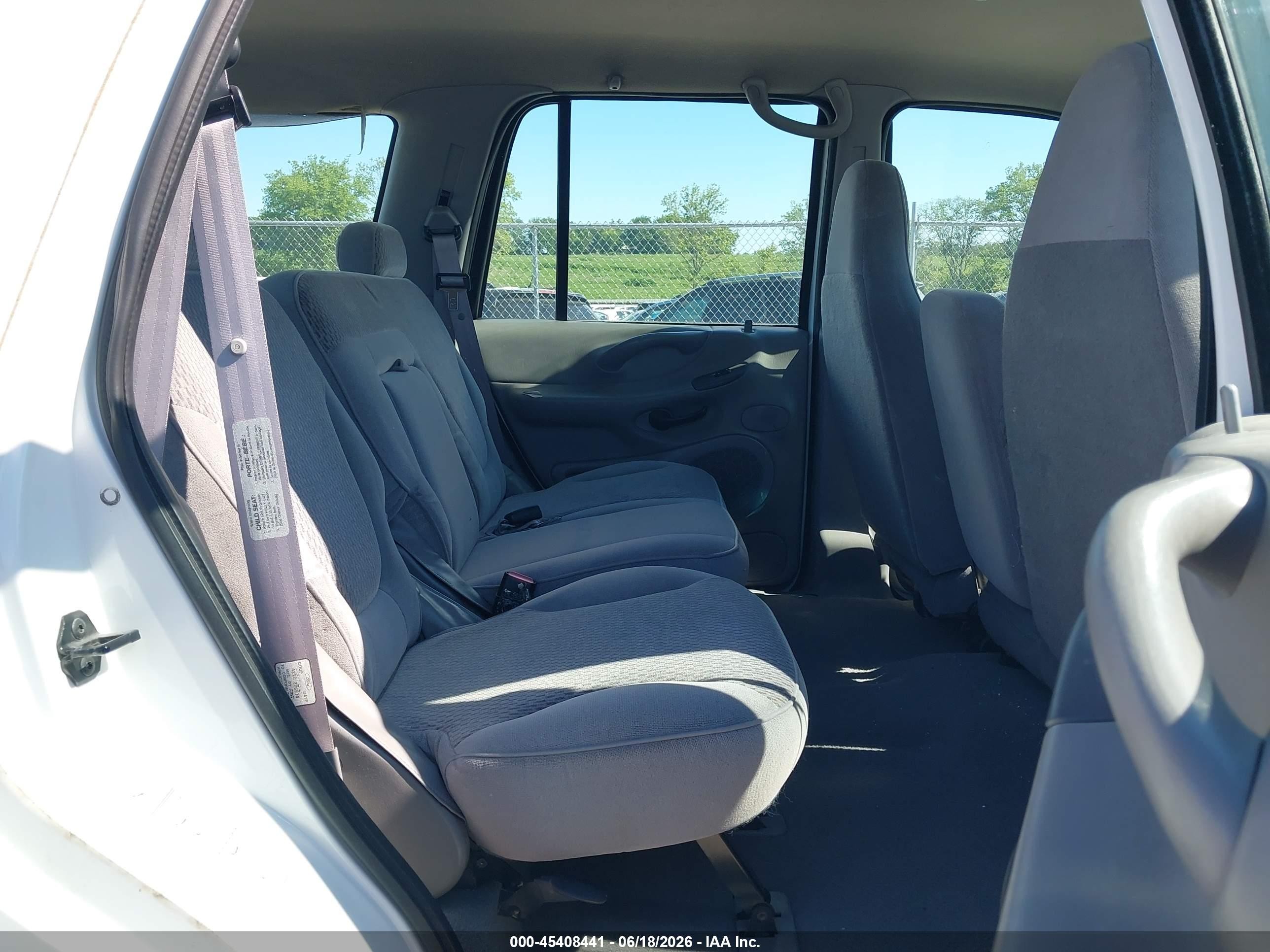 1997 Ford Expedition Eddie Bauer/xlt White vin: 1FMEU1765VLC28944