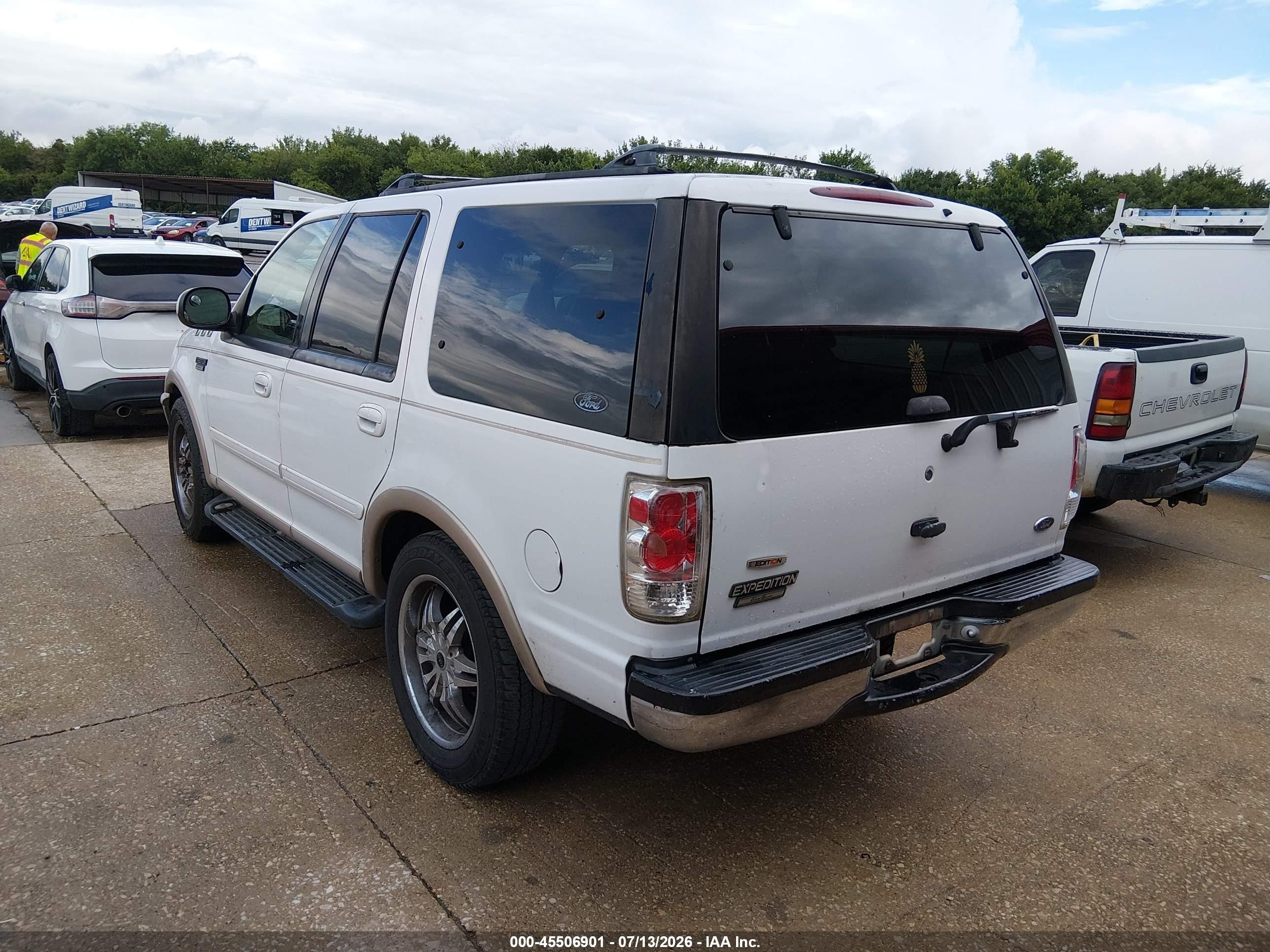 1998 Ford Expedition Eddie Bauer/xlt White vin: 1FMEU17L1WLA01404