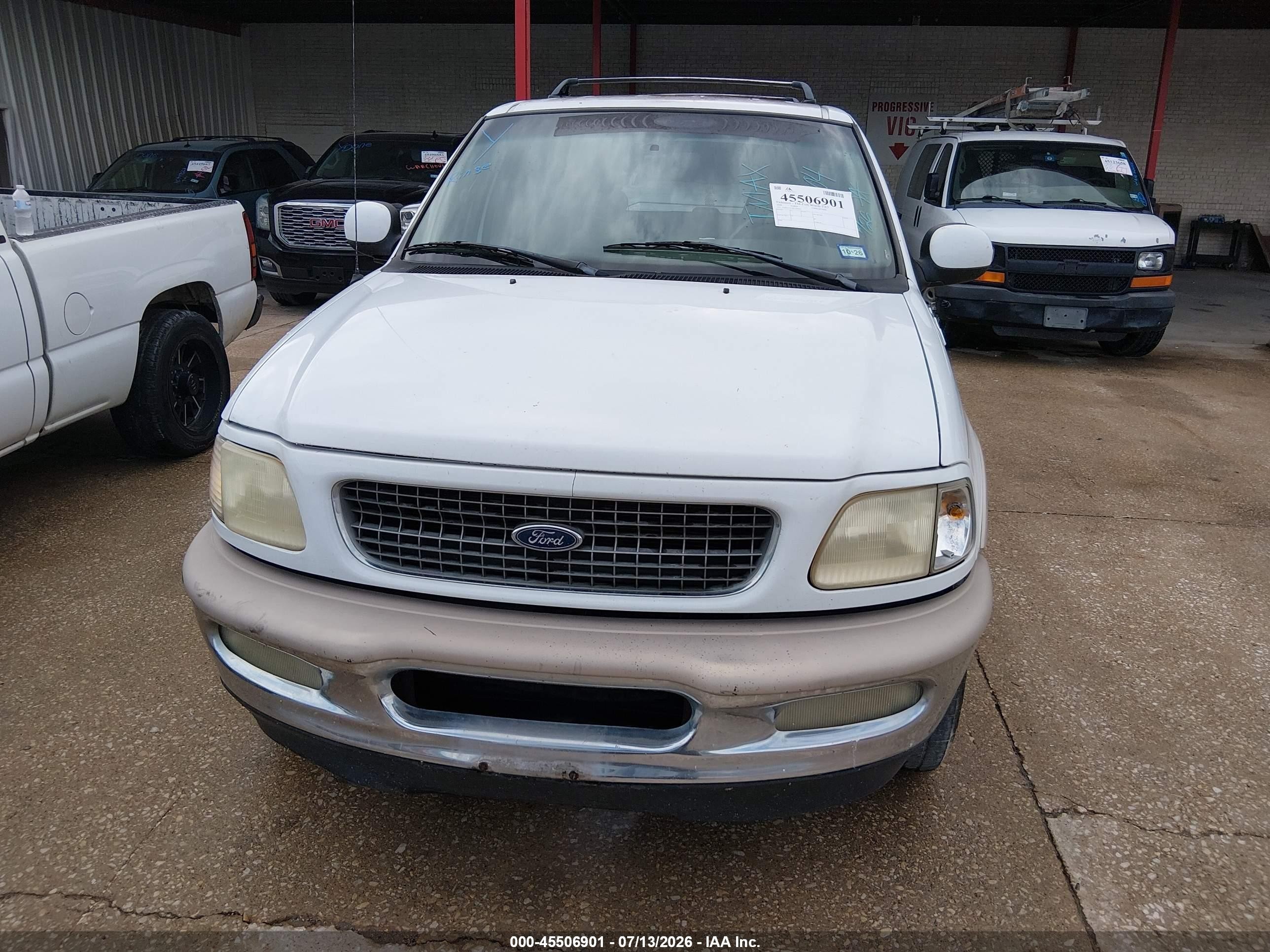 1998 Ford Expedition Eddie Bauer/xlt White vin: 1FMEU17L1WLA01404