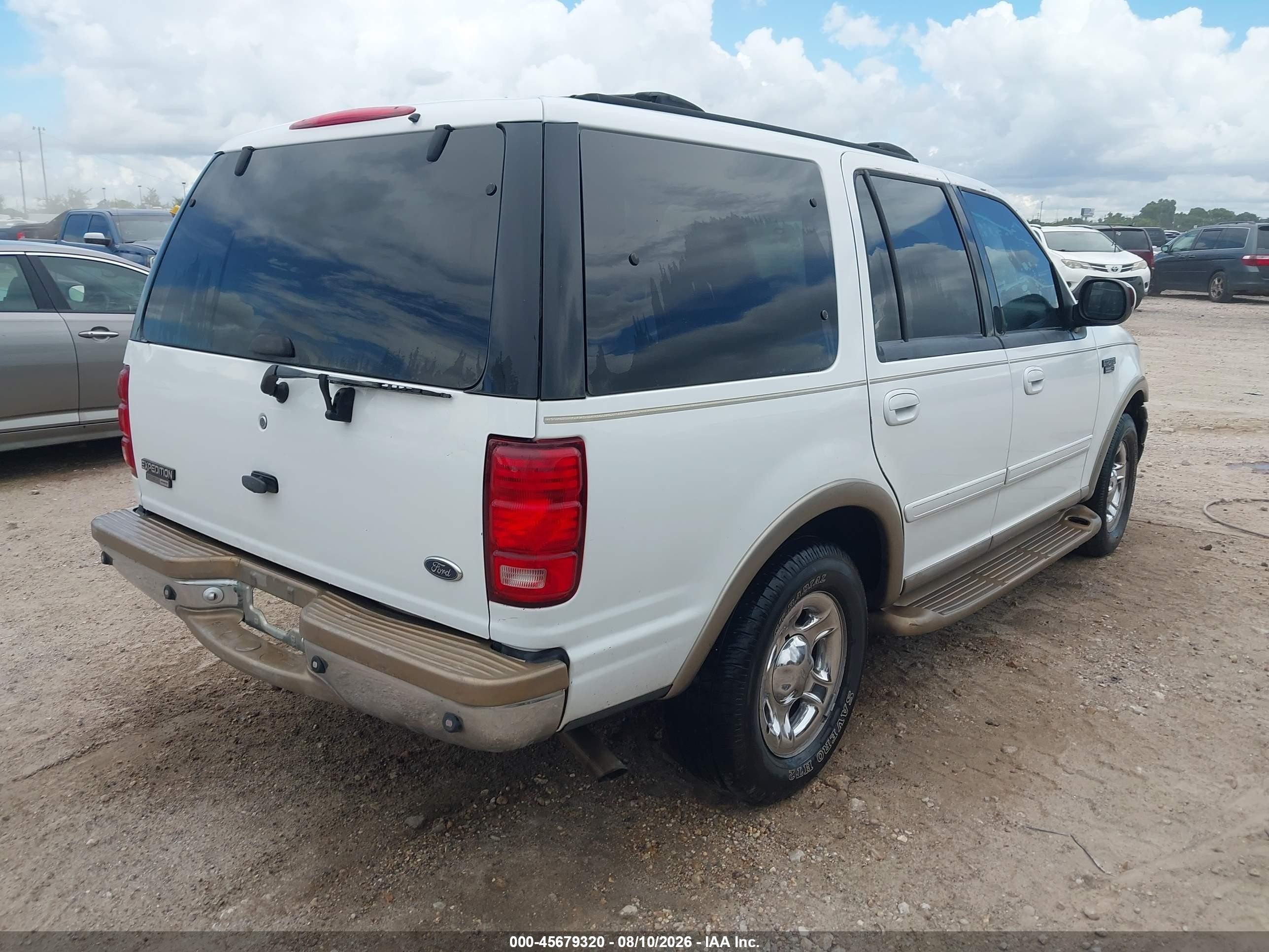 2002 Ford Expedition Eddie Bauer White vin: 1FMEU17L22LA60374