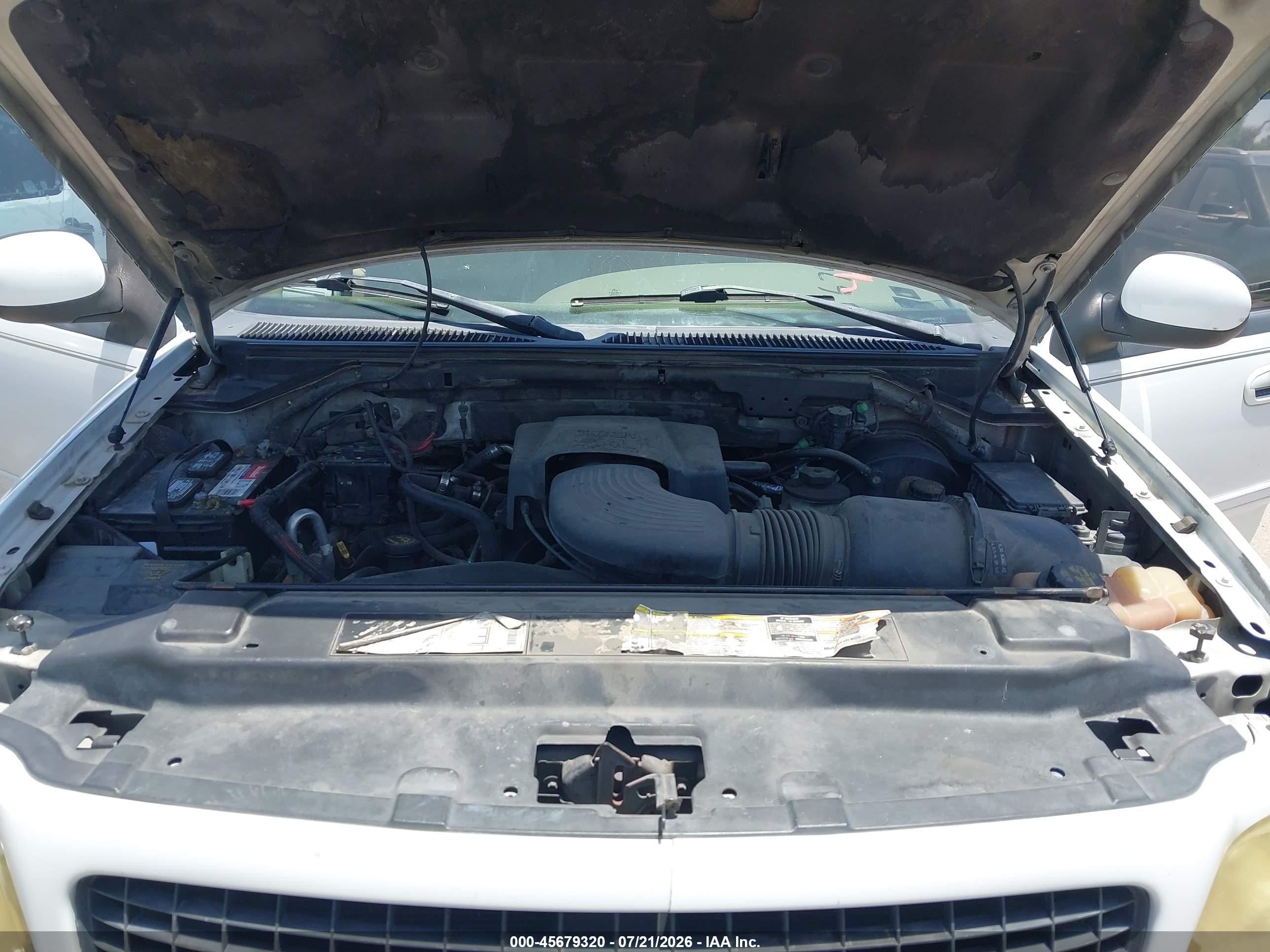 2002 Ford Expedition Eddie Bauer White vin: 1FMEU17L22LA60374