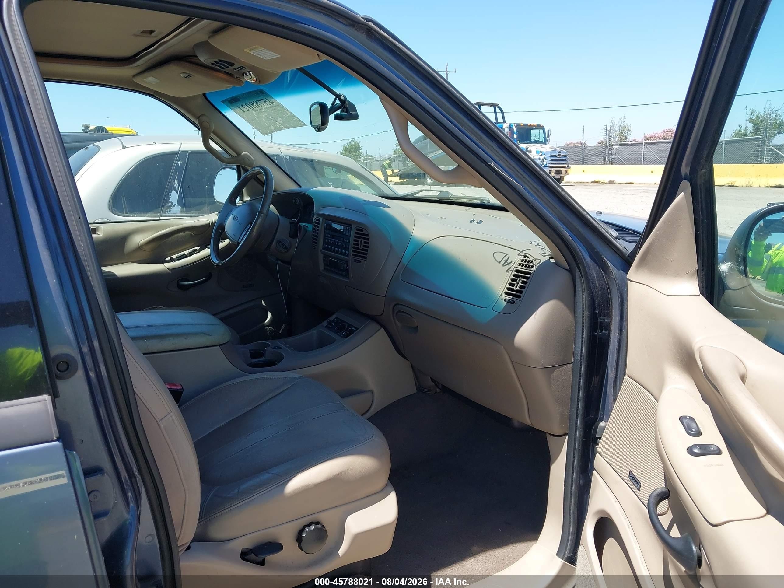 2001 Ford Expedition Eddie Bauer Blue vin: 1FMEU17L41LB31251