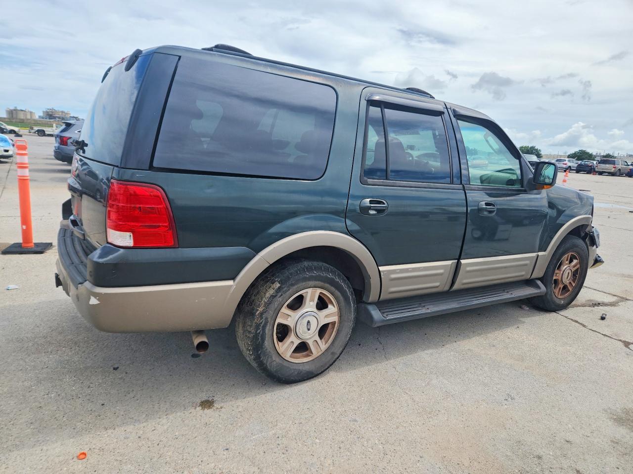 2003 Ford Expedition Eddie Bauer Зеленый vin: 1FMEU17L63LA00616