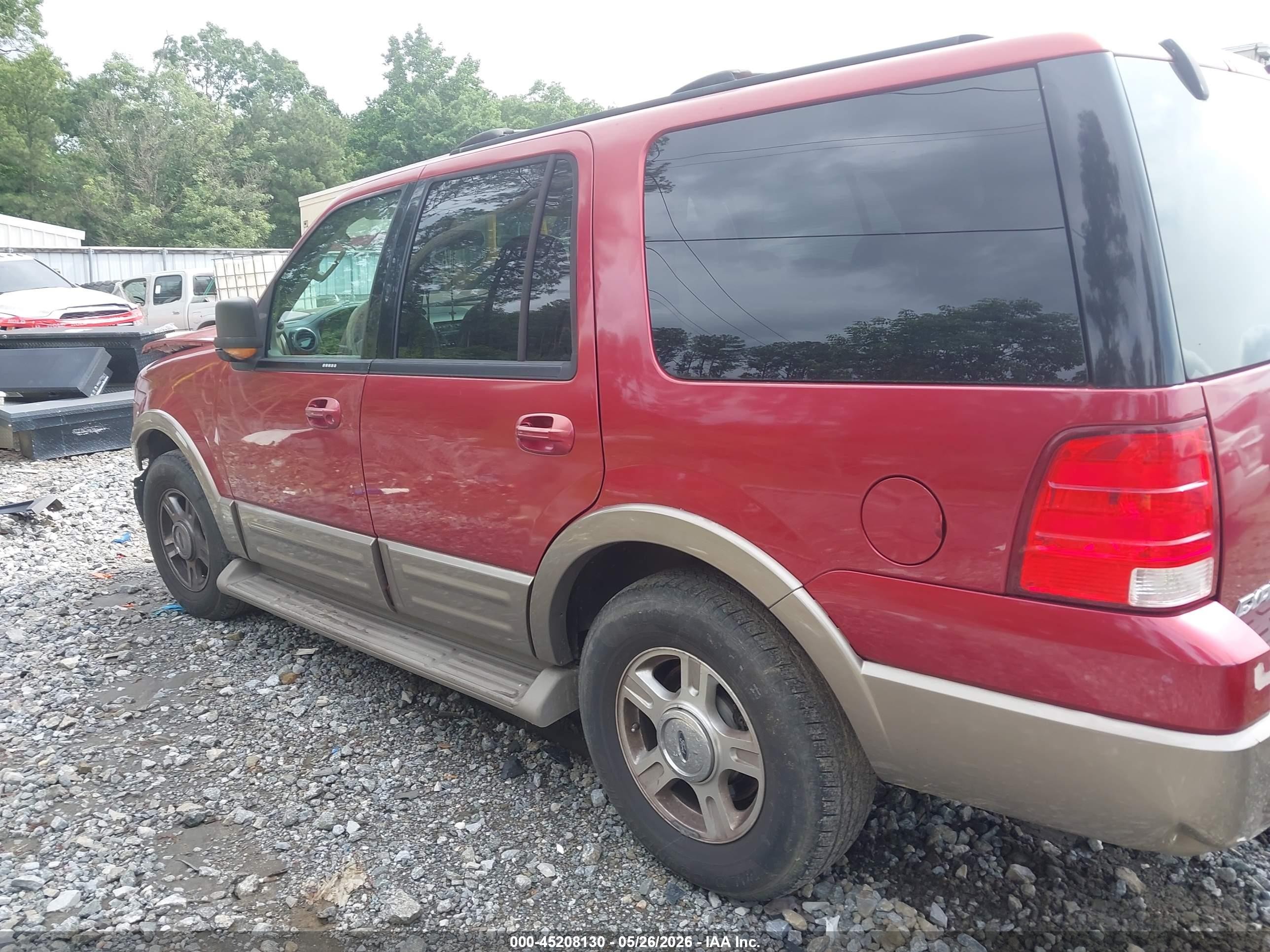 2004 Ford Expedition Eddie Bauer Красный vin: 1FMEU17W54LA77649