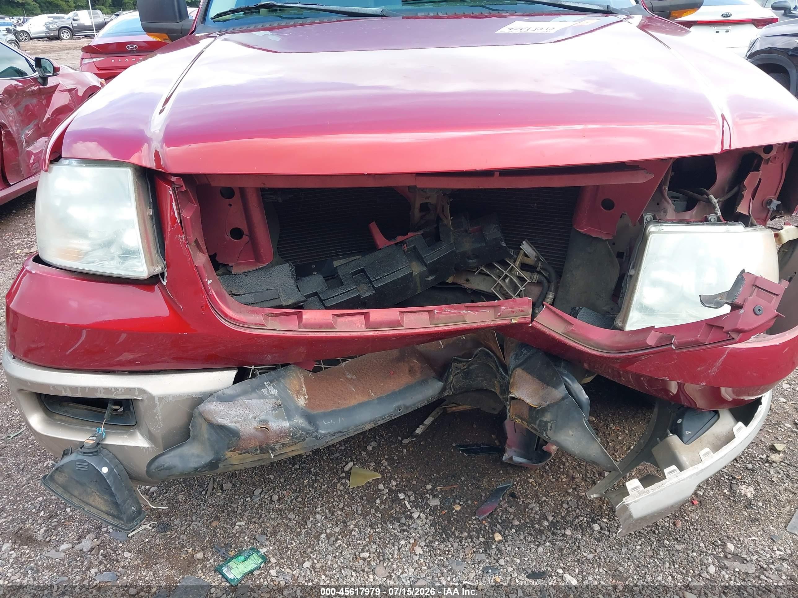 2004 Ford Expedition Eddie Bauer Красный vin: 1FMEU17W84LA82456