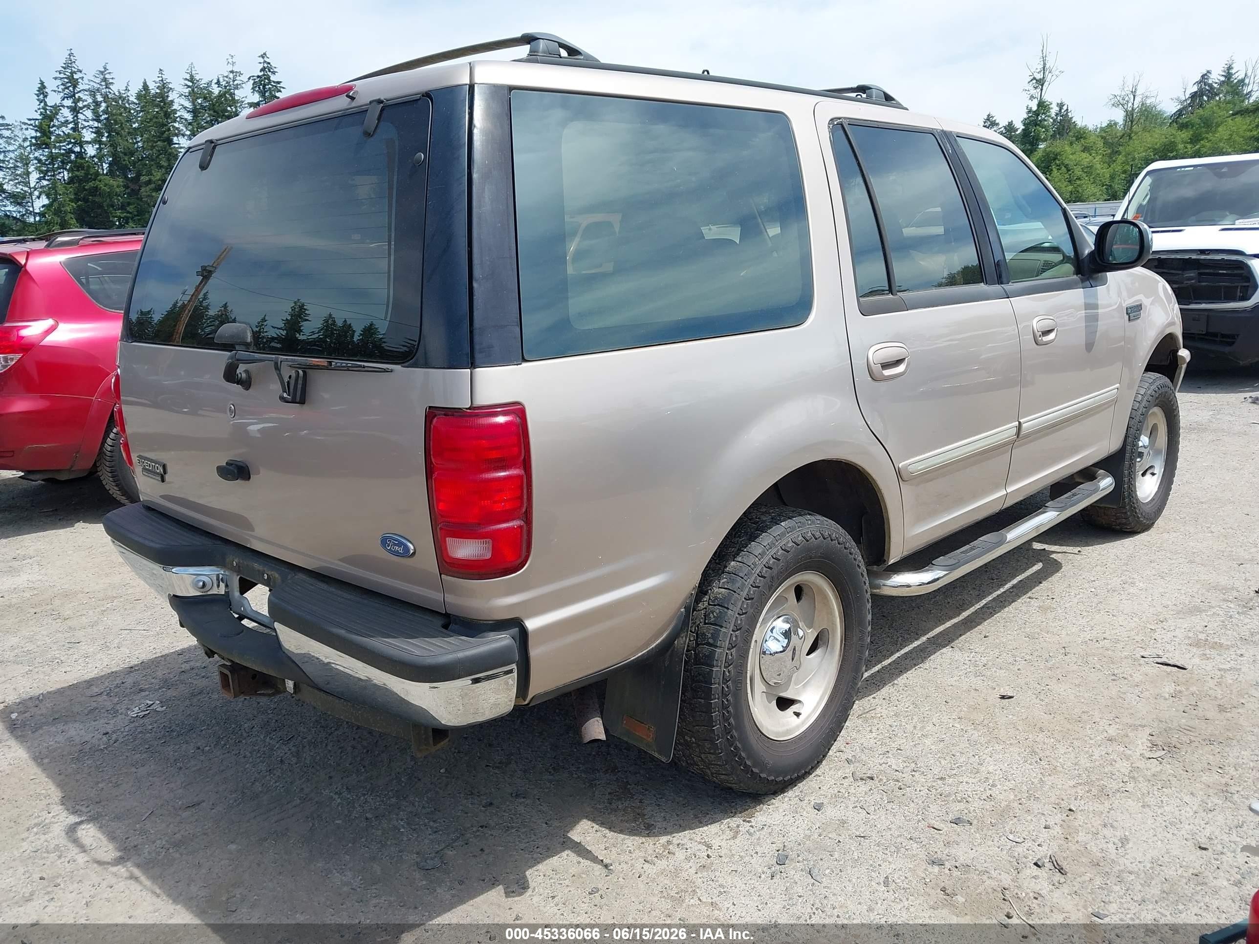 1997 Ford Expedition Eddie Bauer/xlt Beige vin: 1FMEU18WXVLA66548