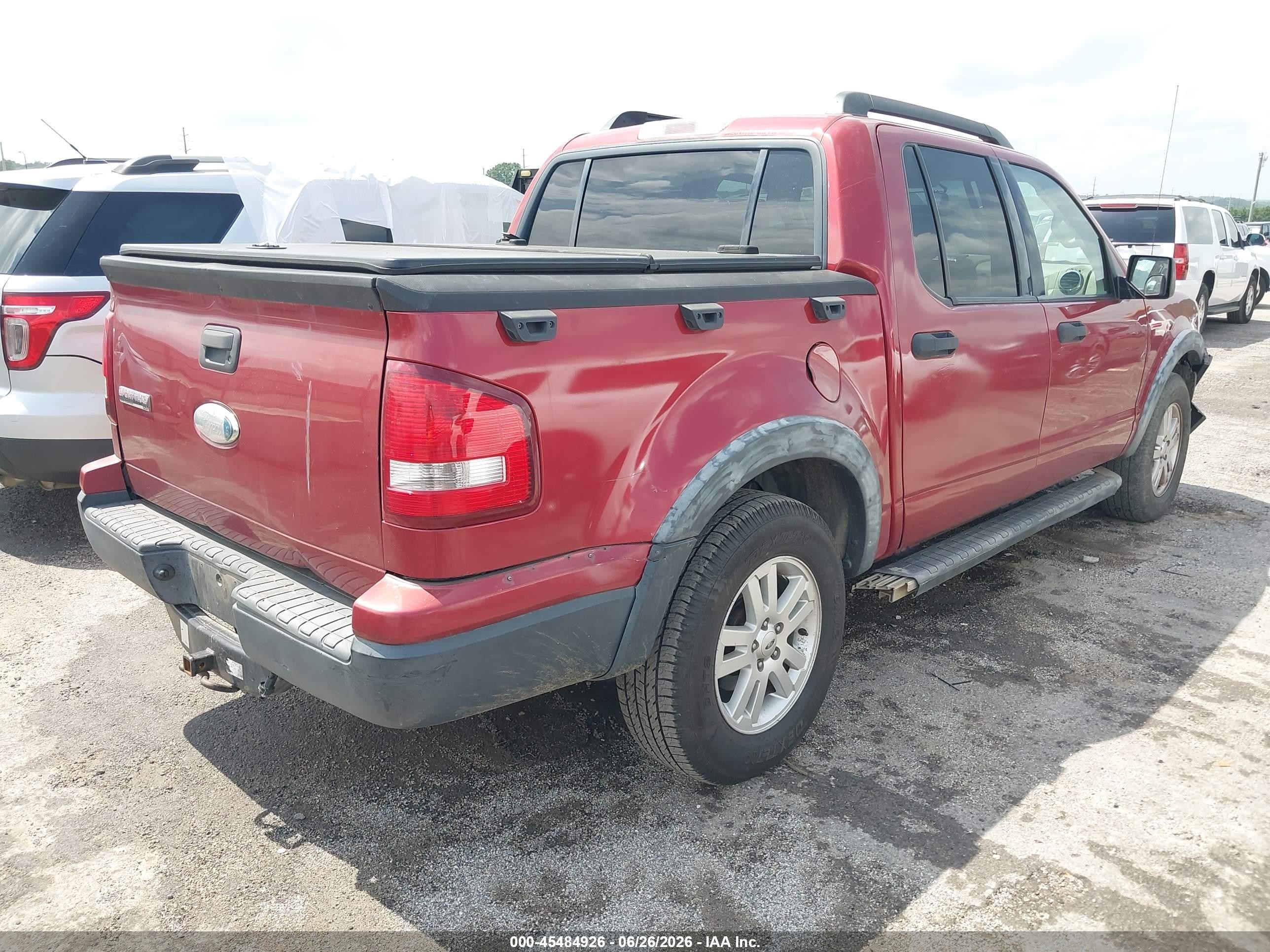 2008 Ford Explorer Sport Trac Xlt Темно-бордовый vin: 1FMEU31EX8UA47994