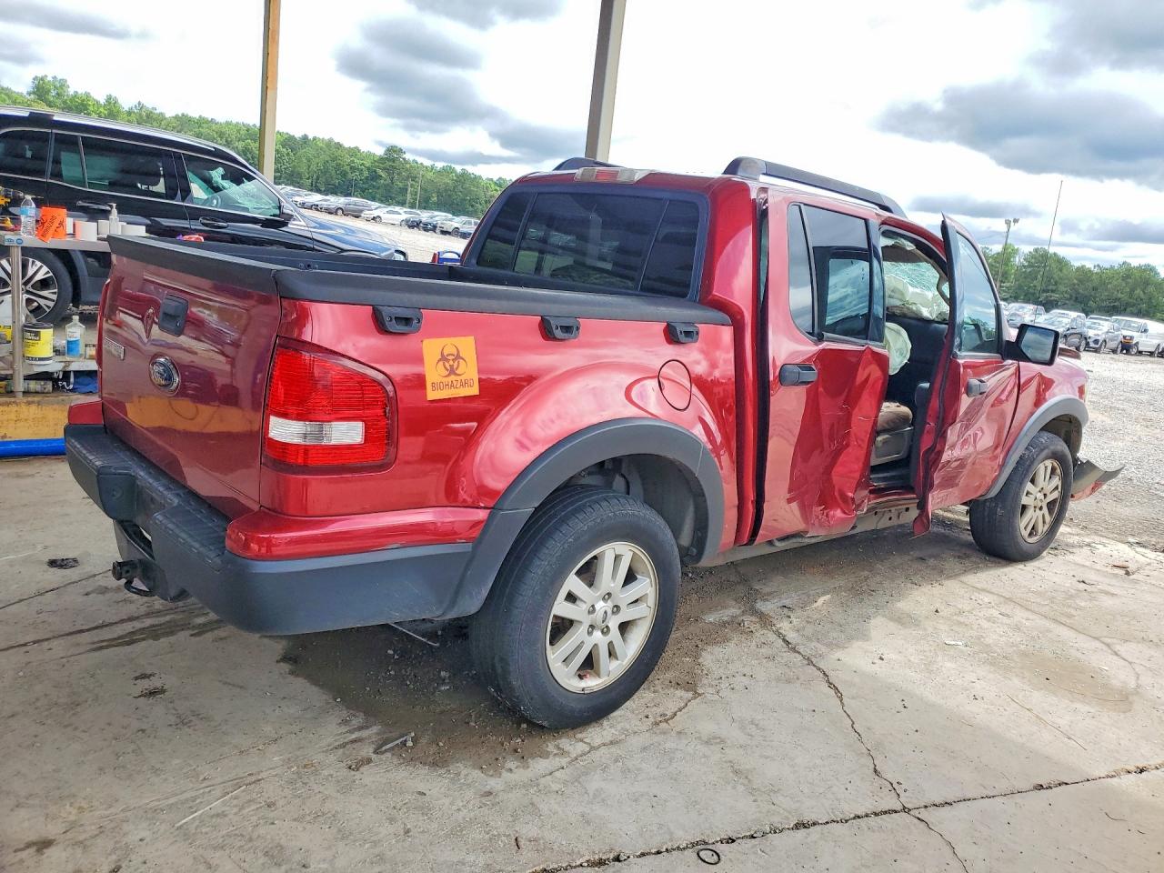 2008 Ford Explorer Sport Trac Xlt Красный vin: 1FMEU31EX8UB26159