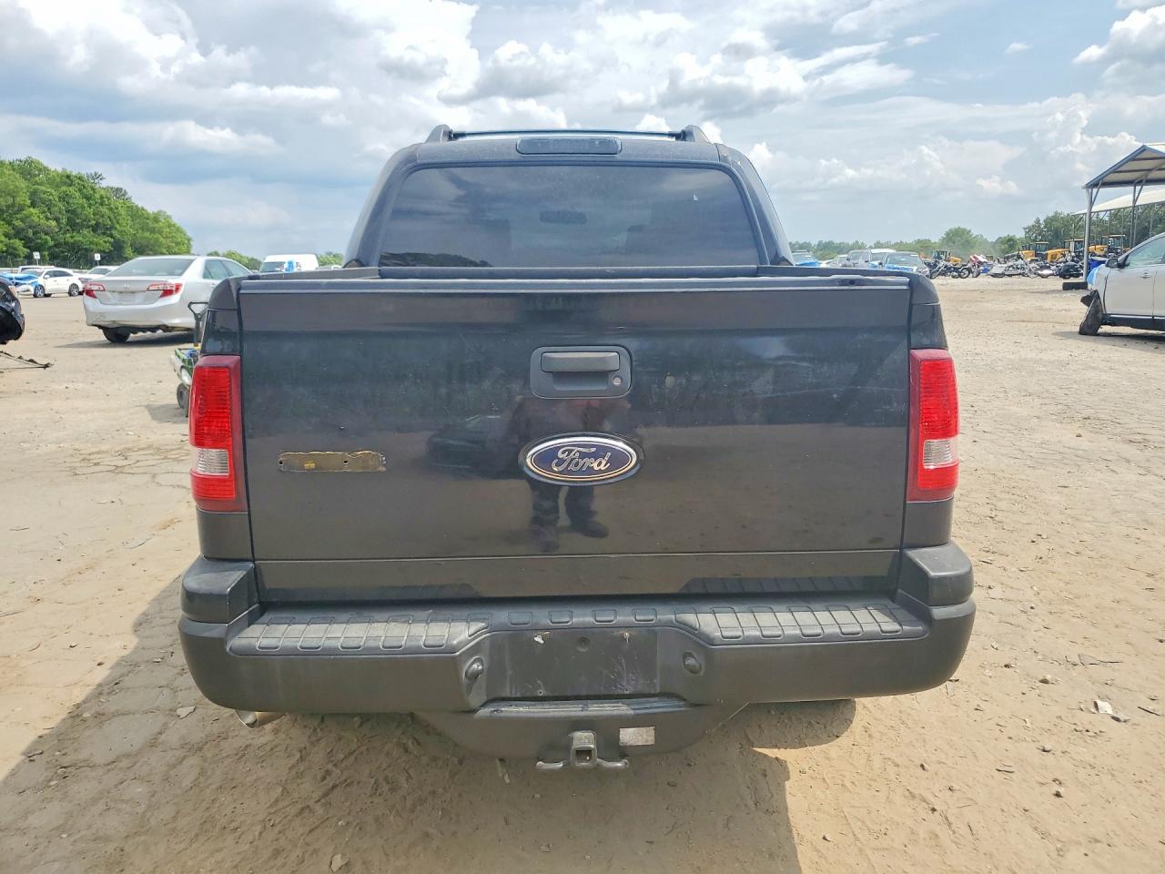 2007 Ford Explorer Sport Trac Xlt Black vin: 1FMEU31K07UA32604