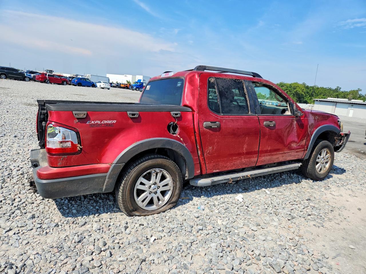 2007 Ford Explorer Sport Trac Xlt Red vin: 1FMEU31K47UA24151