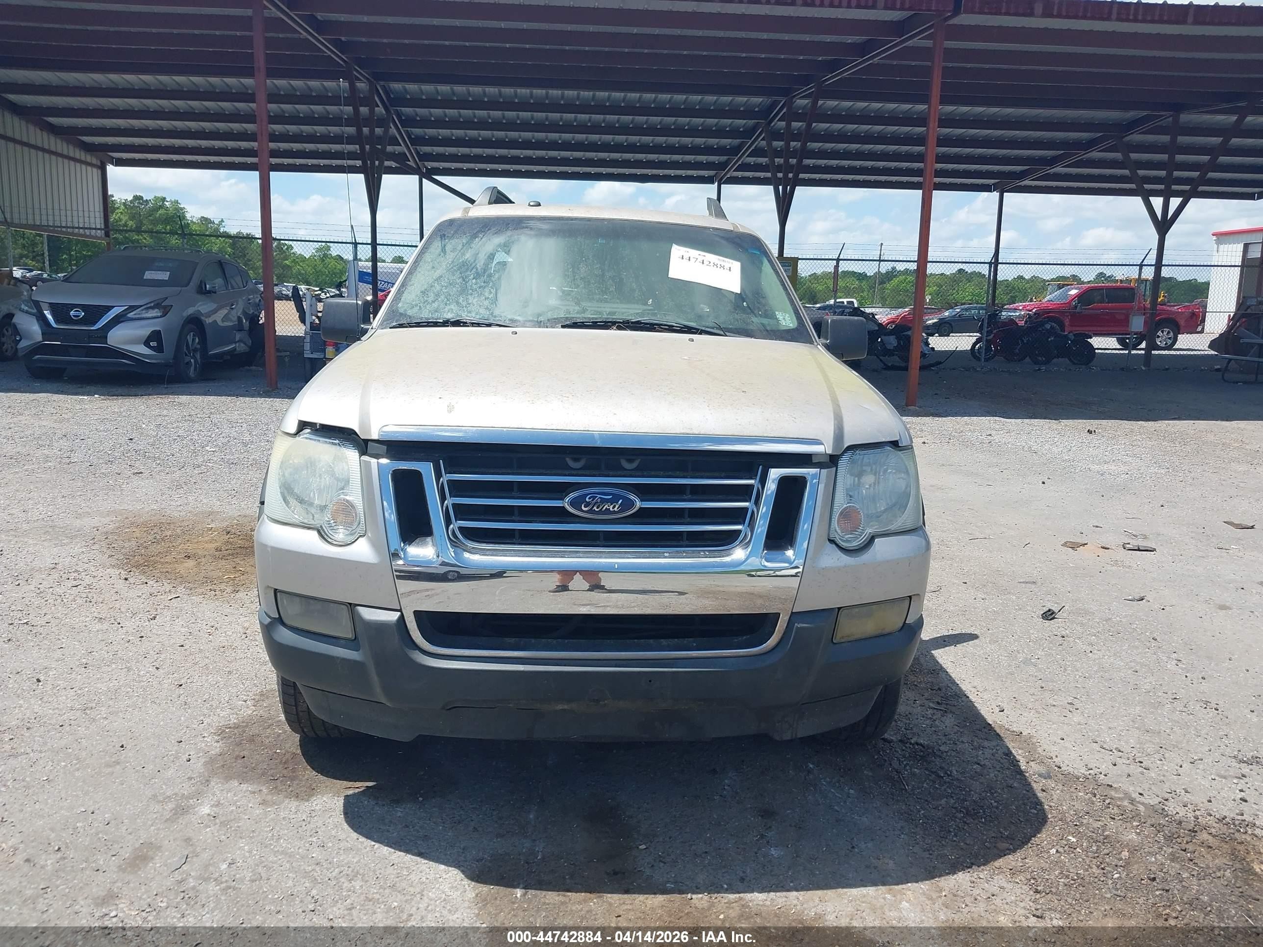 2007 Ford Explorer Sport Trac Xlt Tan vin: 1FMEU31K67UB15406