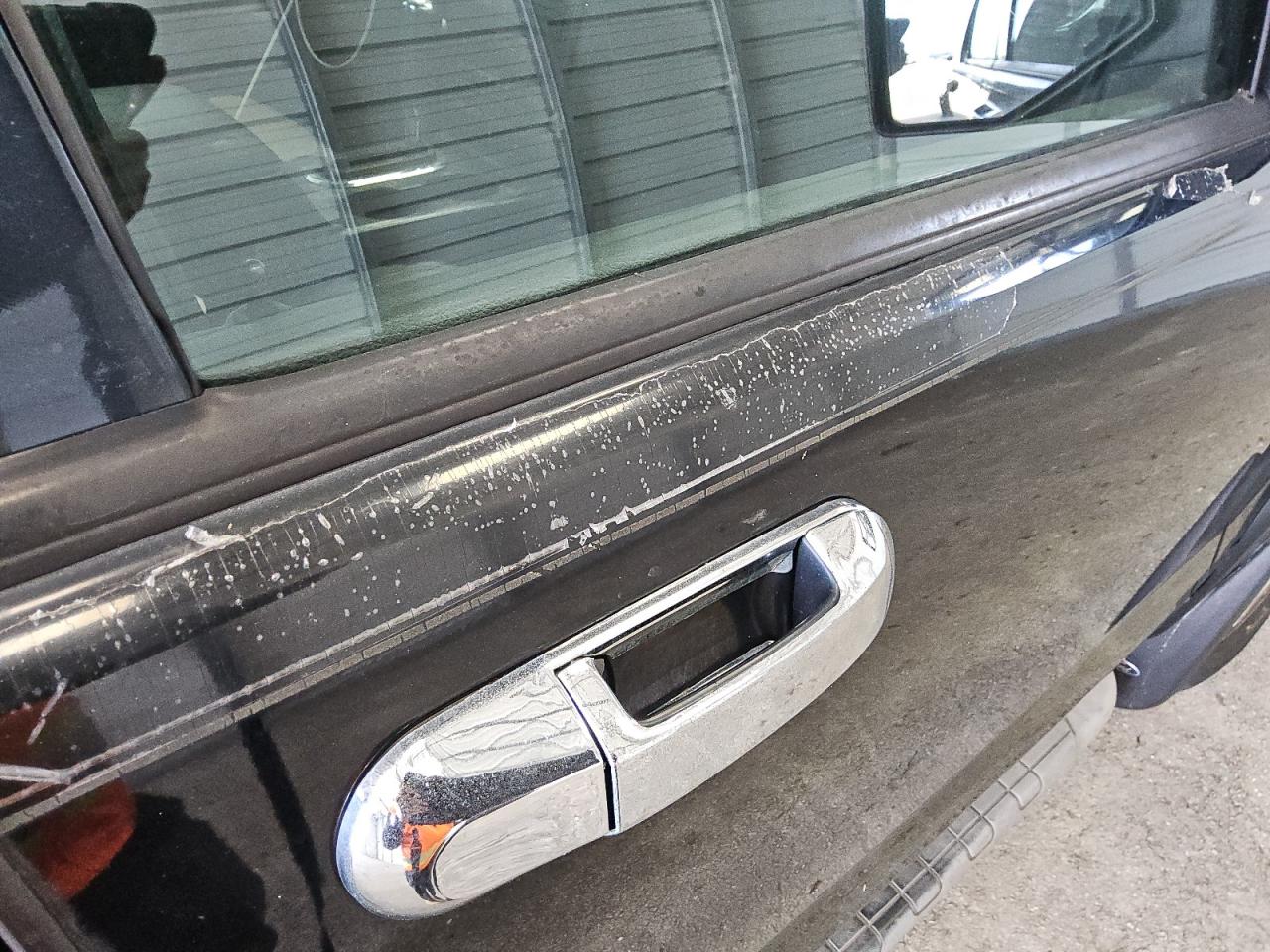 2007 Ford Explorer Sport Trac Limited Черный vin: 1FMEU33837UA12848 Damage: Right Front Door, Oxidized, > 12 Inches