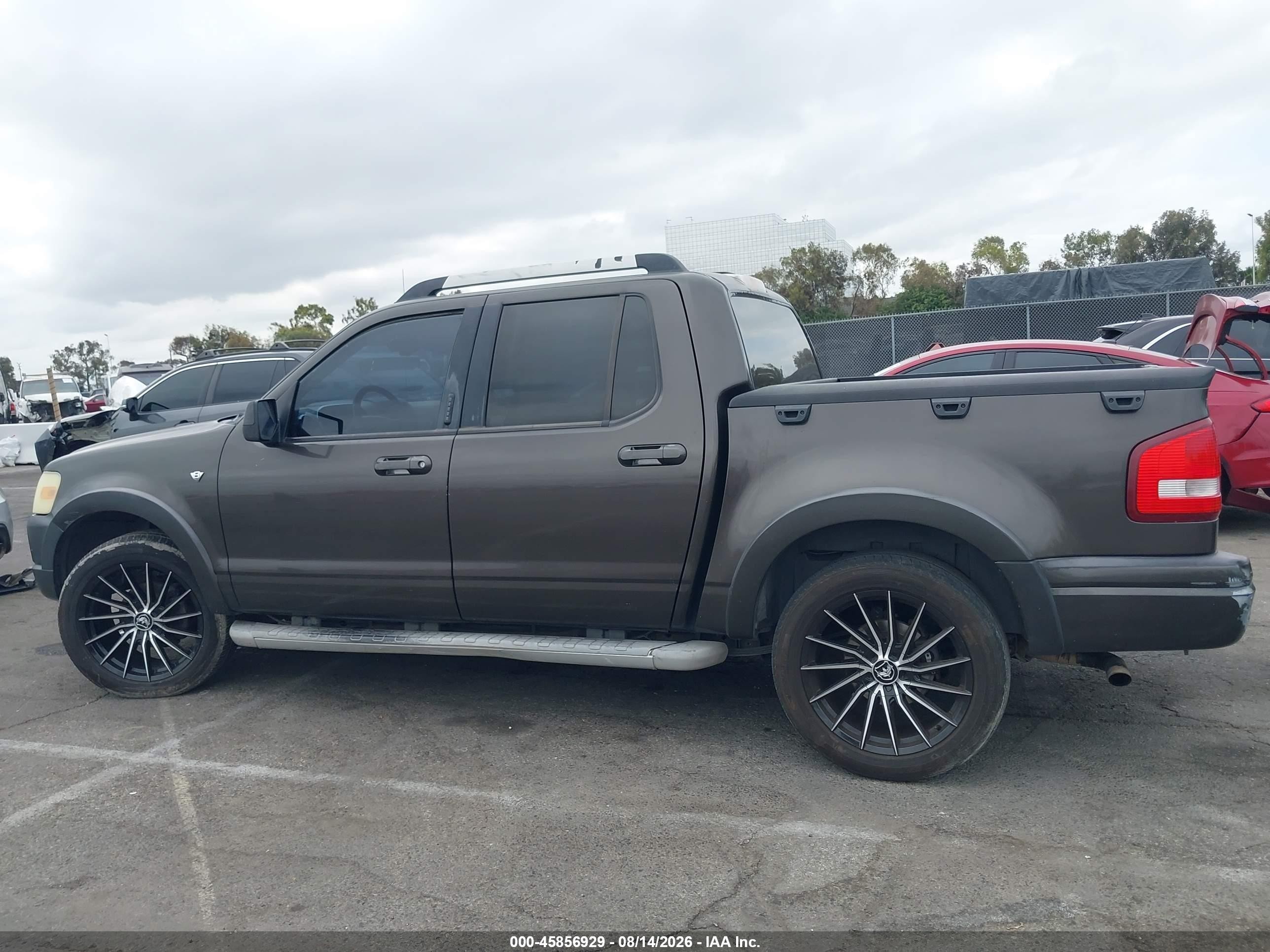 2007 Ford Explorer Sport Trac Limited Серый vin: 1FMEU33837UA19654