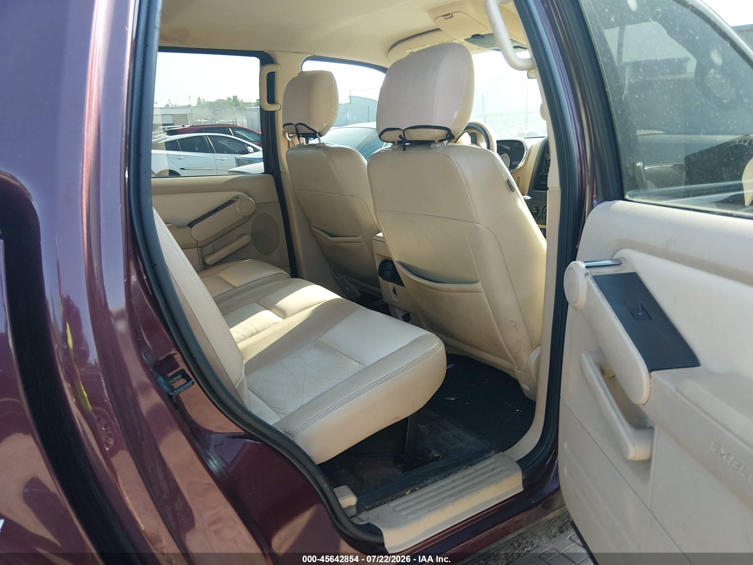 2007 Ford Explorer Sport Trac Limited Maroon vin: 1FMEU33847UA00594