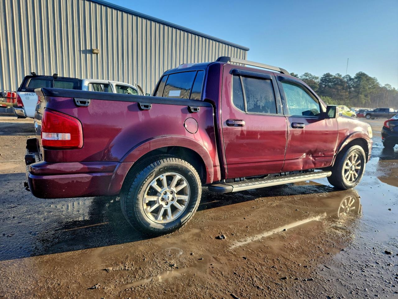 2008 Ford Explorer Sport Trac Limited Burgundy vin: 1FMEU33E18UA17845