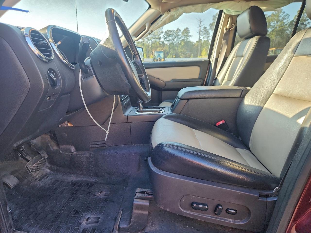 2008 Ford Explorer Sport Trac Limited Burgundy vin: 1FMEU33E18UA17845