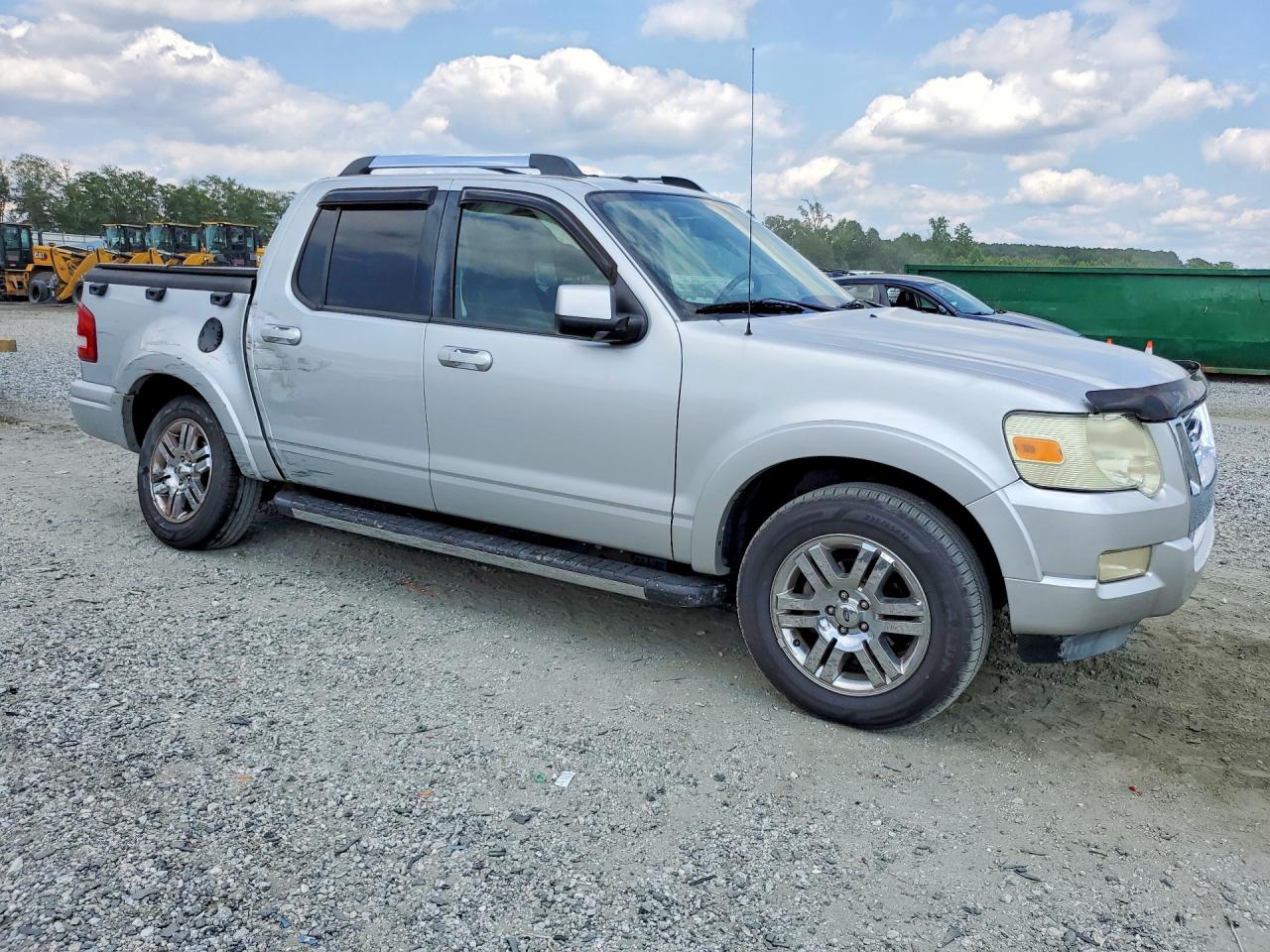 2010 Ford Explorer Sport Trac Limited Beige vin: 1FMEU3D83AUF01482