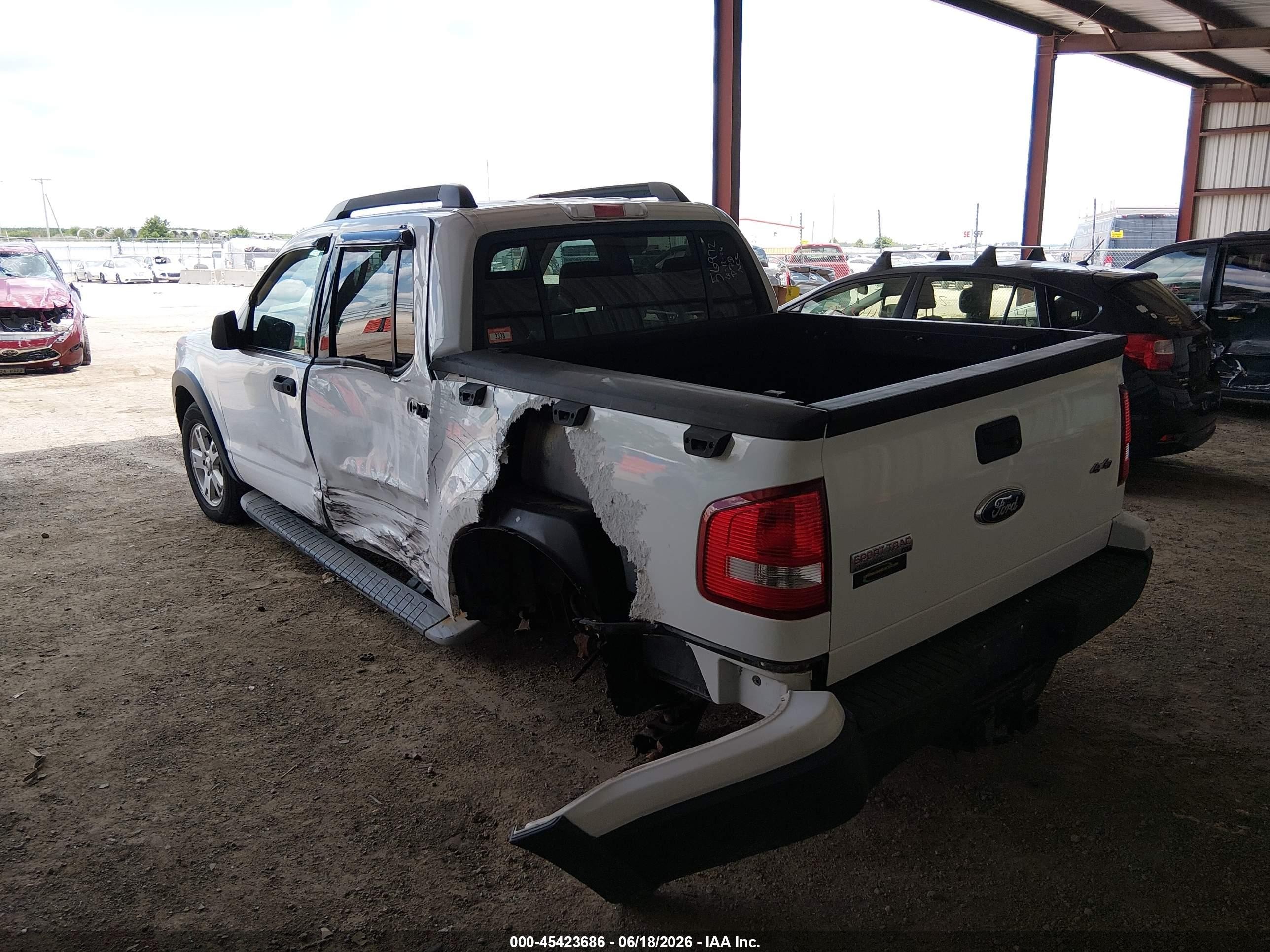 2007 Ford Explorer Sport Trac Xlt Белый vin: 1FMEU51K47UB11902