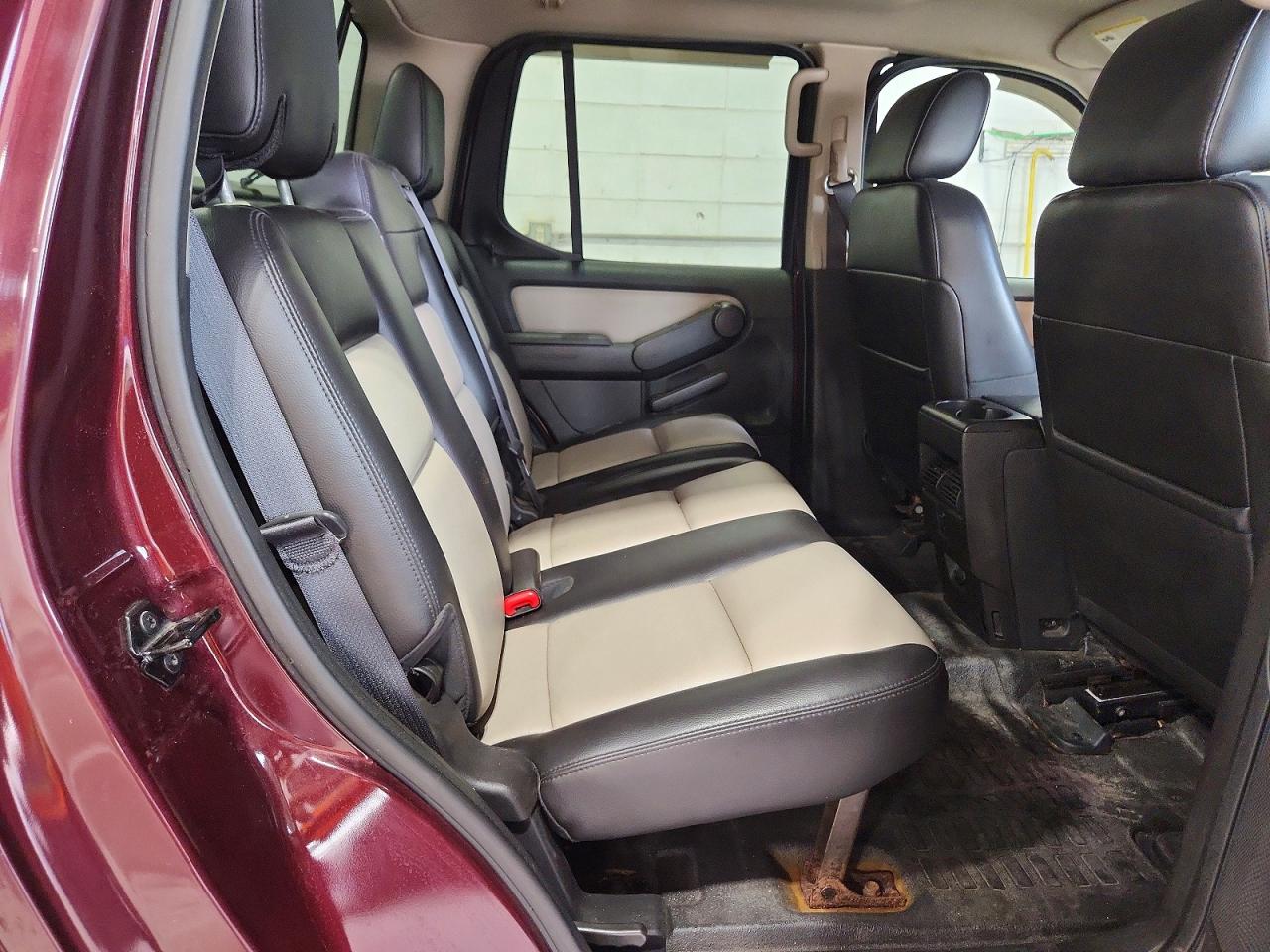 2007 Ford Explorer Sport Trac Limited Burgundy vin: 1FMEU53837UB45606