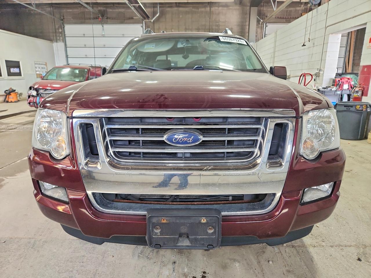 2007 Ford Explorer Sport Trac Limited Burgundy vin: 1FMEU53837UB45606