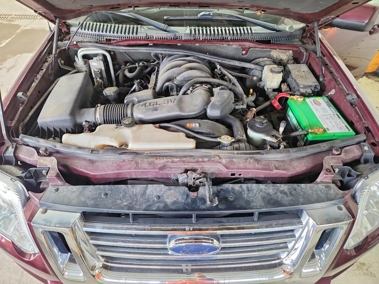 2007 Ford Explorer Sport Trac Limited Burgundy vin: 1FMEU53837UB45606