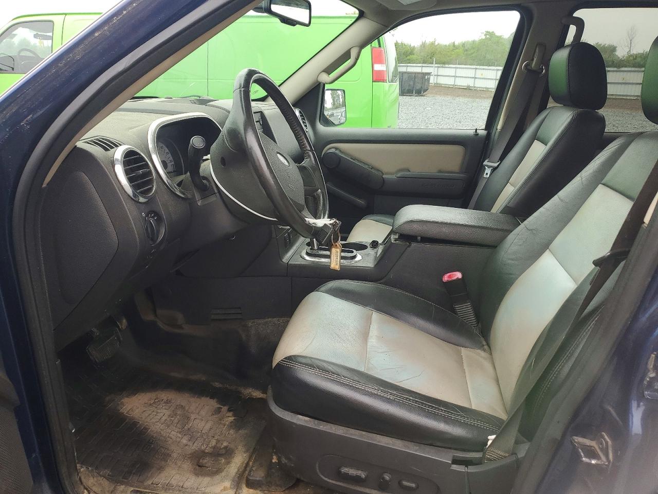 2007 Ford Explorer Sport Trac Limited Blue vin: 1FMEU53867UB75943