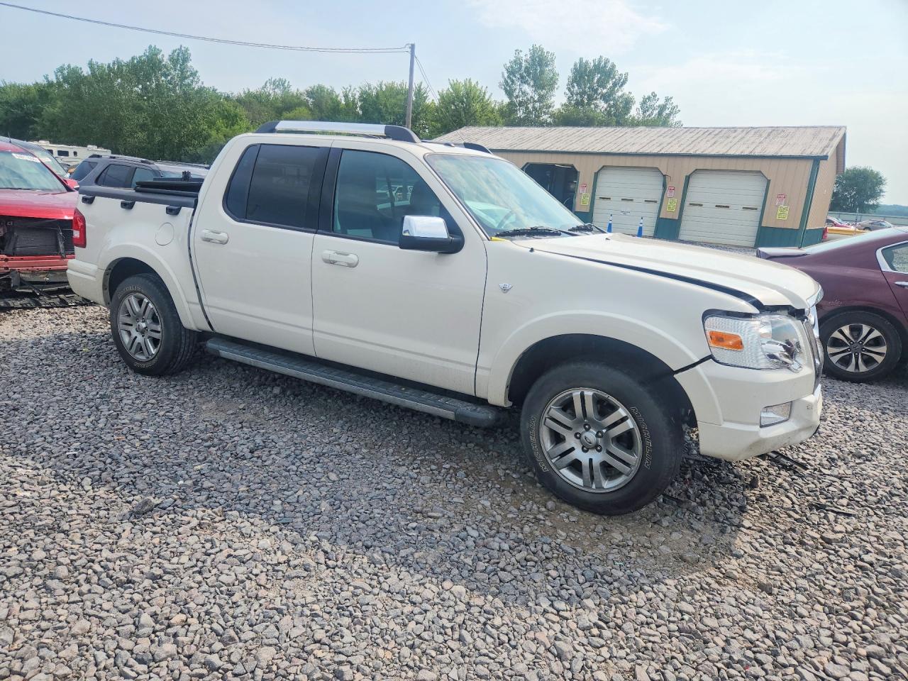 2008 Ford Explorer Sport Trac Limited White vin: 1FMEU53868UB02279