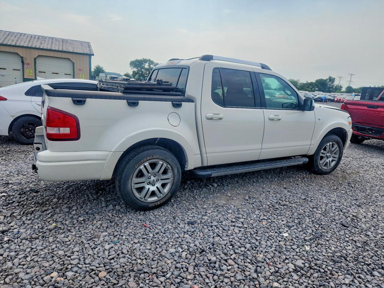 2008 Ford Explorer Sport Trac Limited White vin: 1FMEU53868UB02279