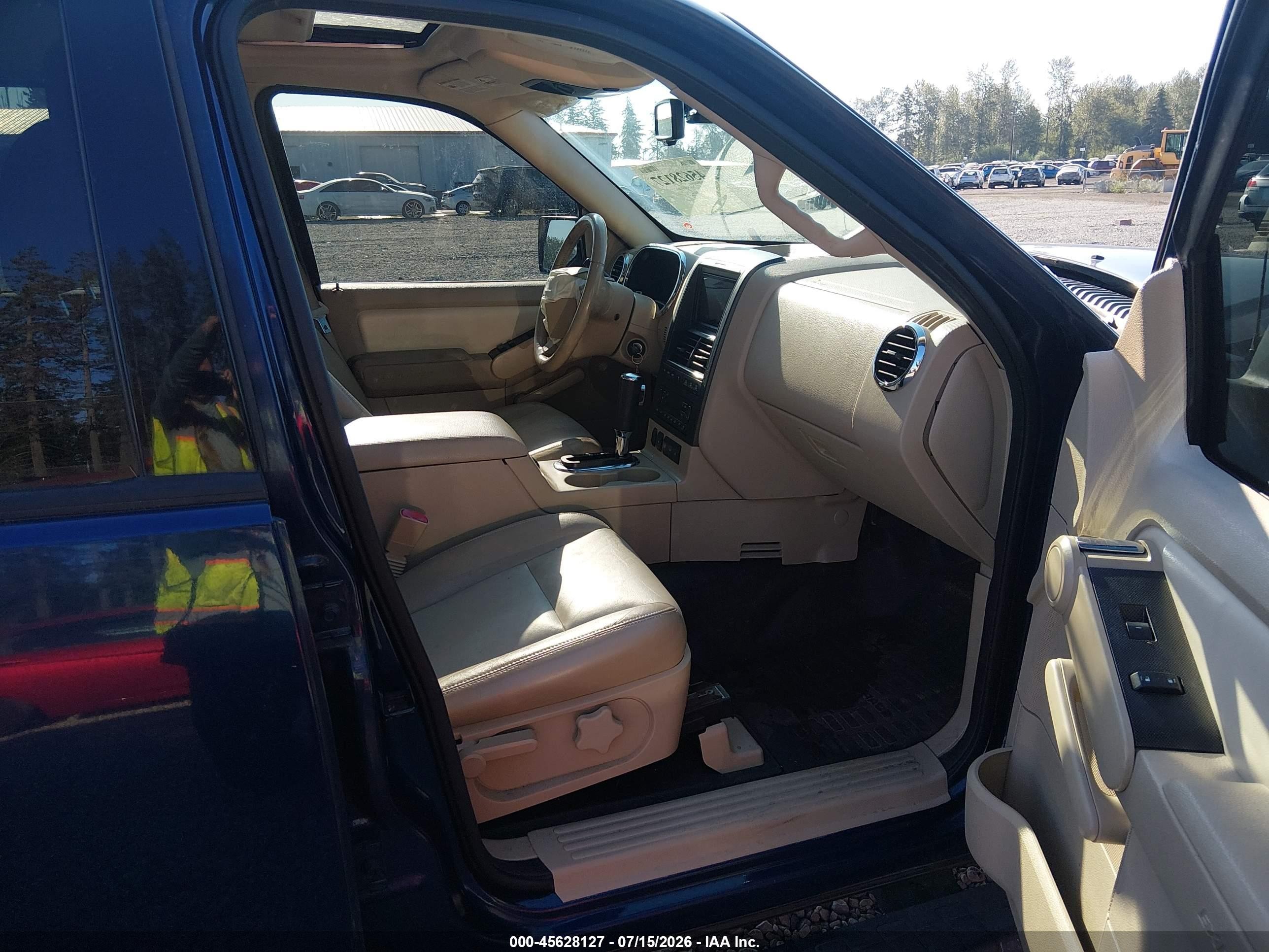 2007 Ford Explorer Sport Trac Limited Blue vin: 1FMEU53877UA00228