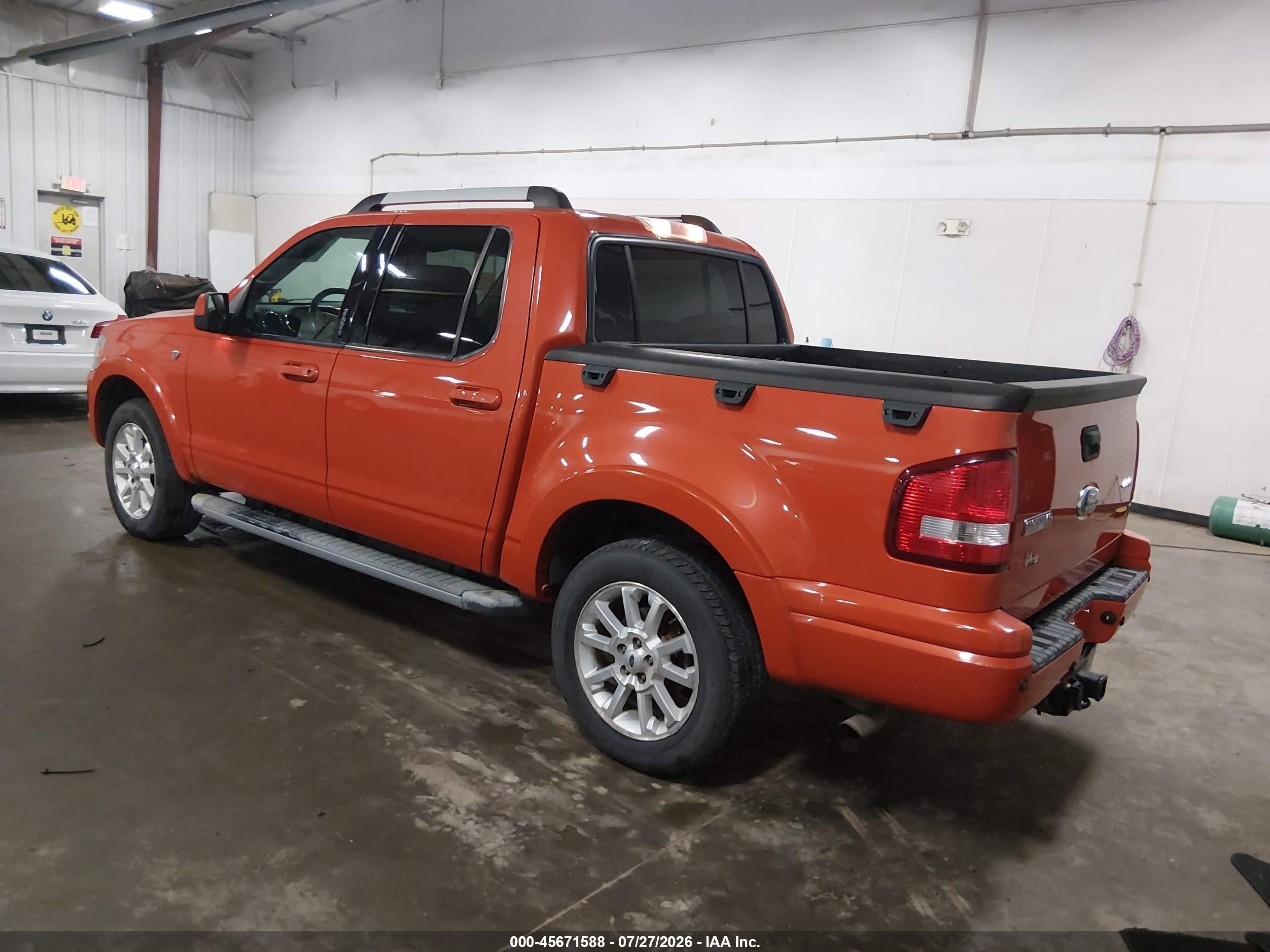 2007 Ford Explorer Sport Trac Limited Оранжевый vin: 1FMEU53887UA51527