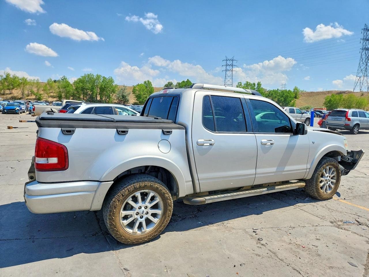 2008 Ford Explorer Sport Trac Limited Silver vin: 1FMEU538X8UA25626